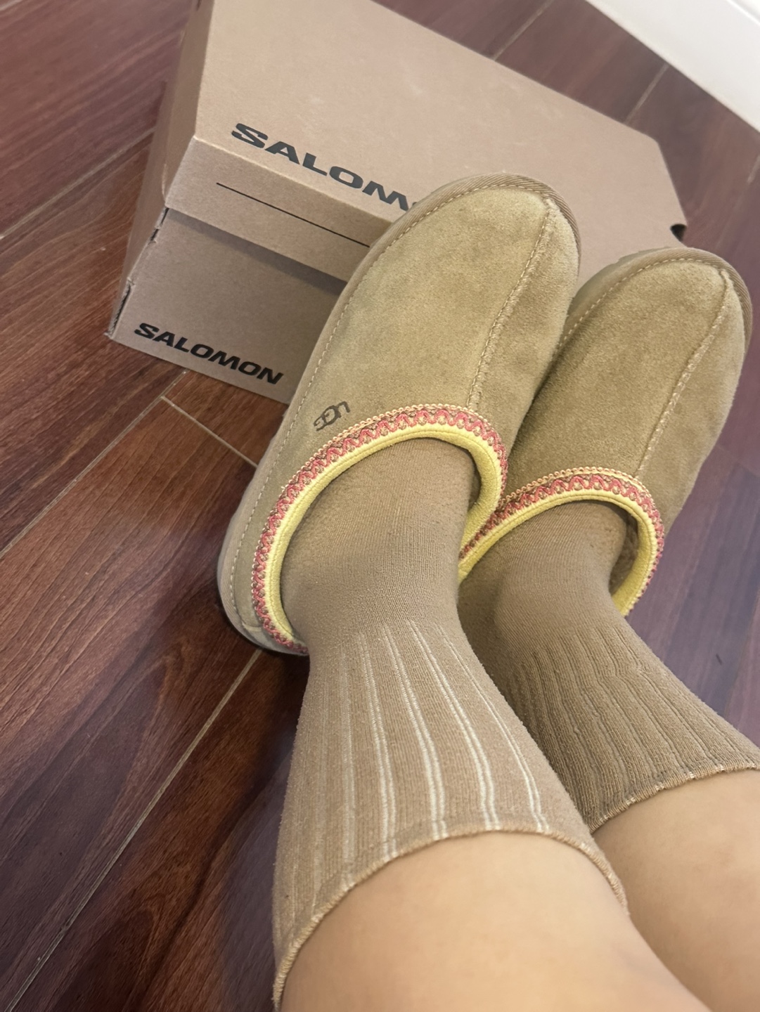 Ugg tasman slipper