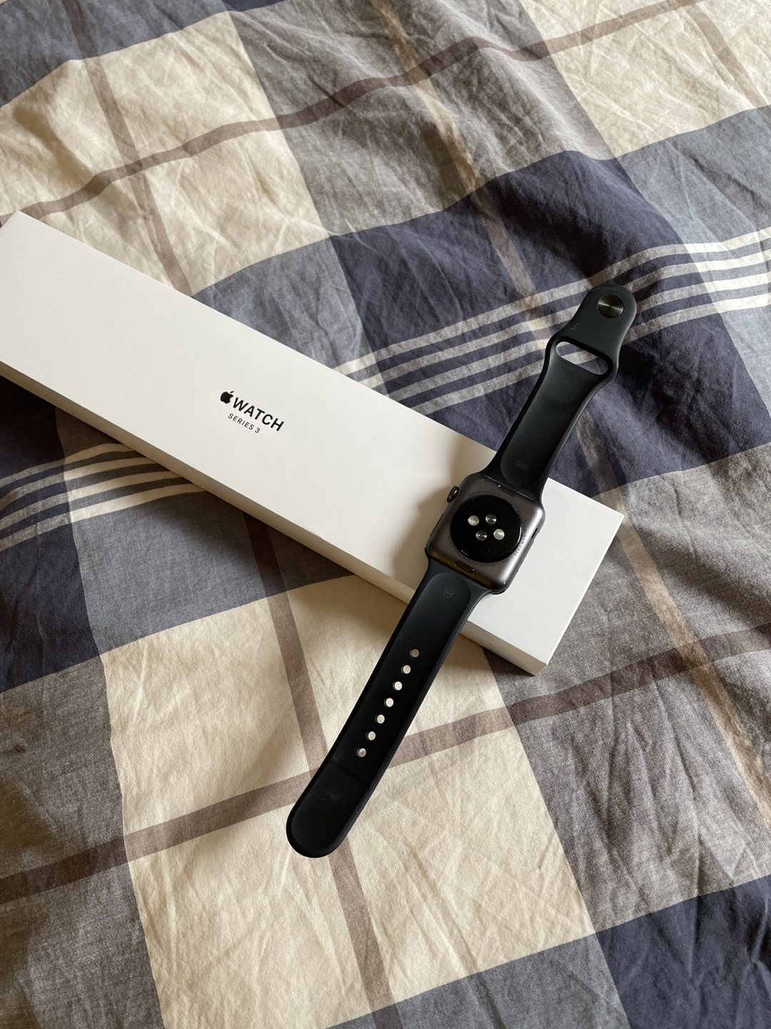 Apple Watch Series 3 - Space Grey Aluminium - photo 3
