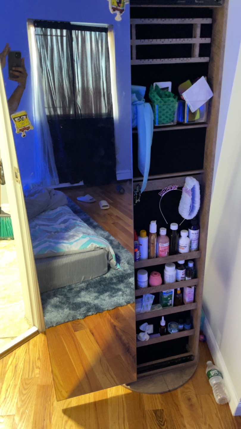 Full Length Mirror Armoire with Storage💚 - photo 2