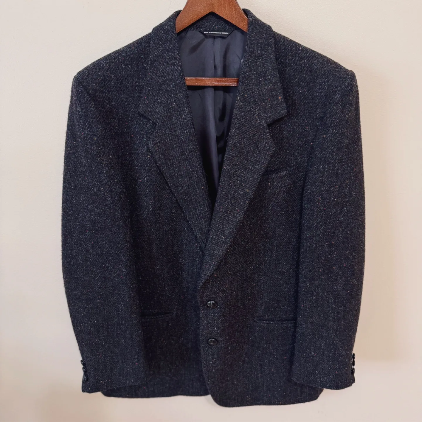 Vintage Harris Tweed 100% Virgin Scottish Wool Blazer image indicator(10)