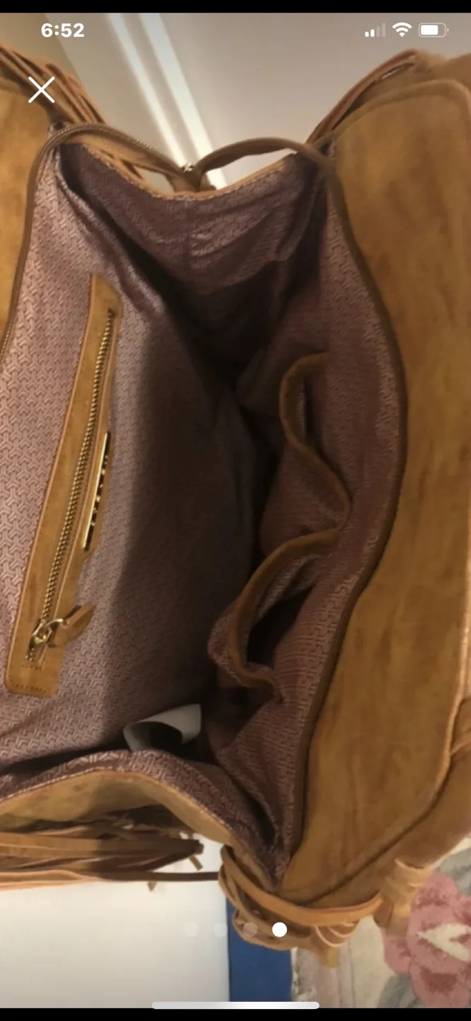 New, faux leather fringe purse image indicator(4)