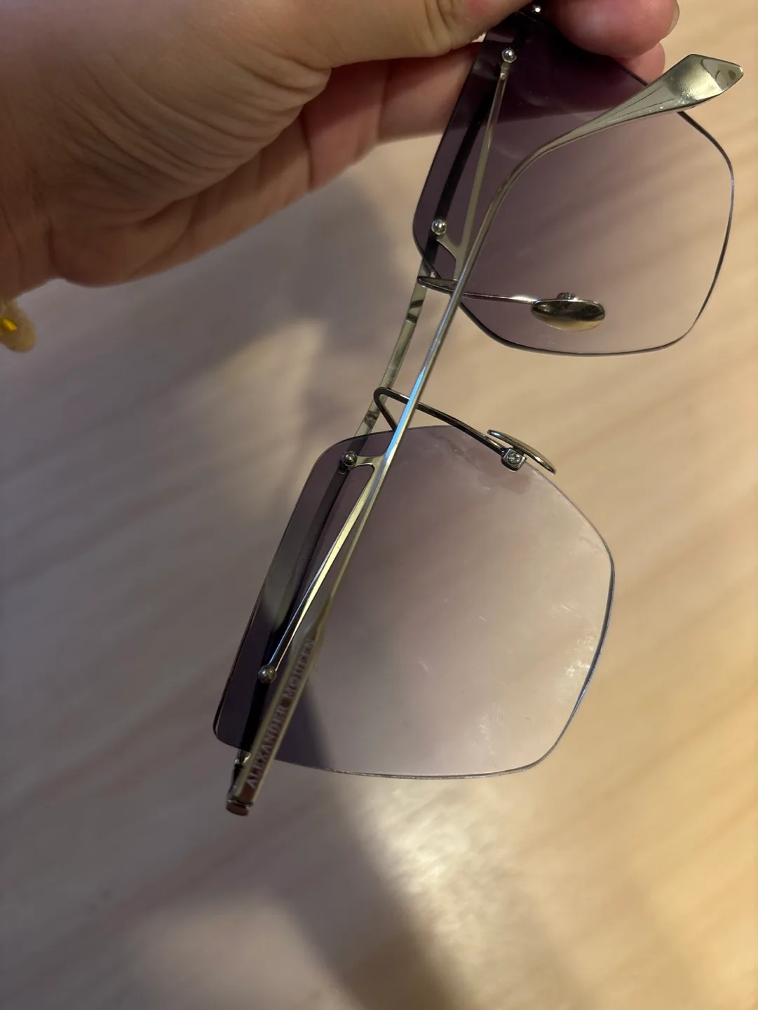 Alexander McQueen Sunglasses image indicator(3)