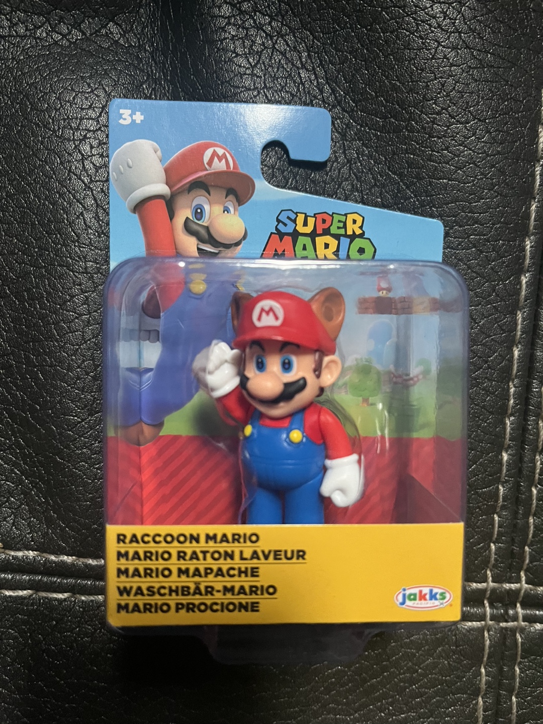 Jakks Pacific Super Mario Raccoon Mario Figure