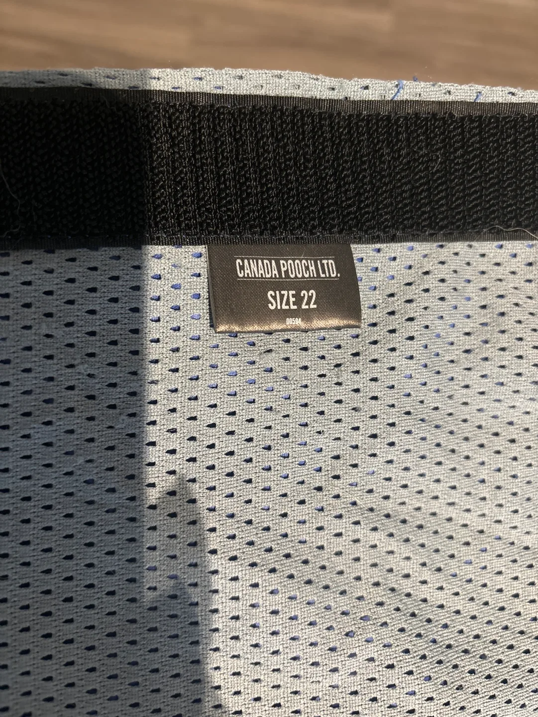 Canada Pooch Dog Raincoat Size 22 image indicator(3)