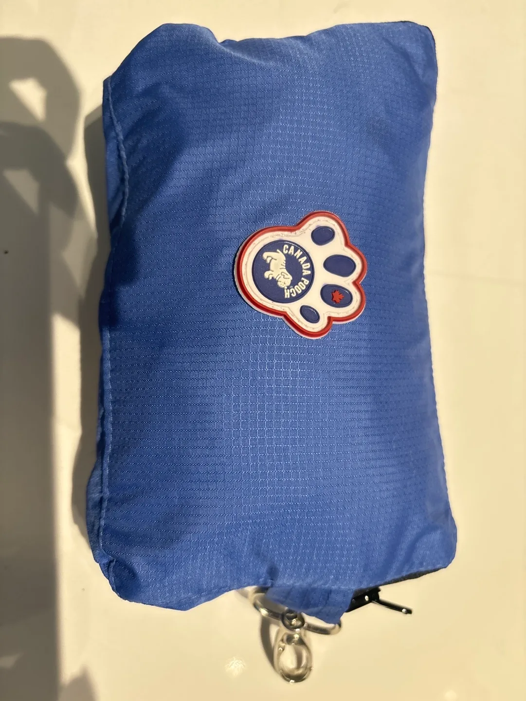 Canada Pooch Dog Raincoat Size 22 image indicator(6)