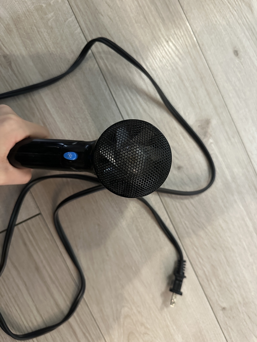 Quo Beauty Travel Hair Dryer - photo 2