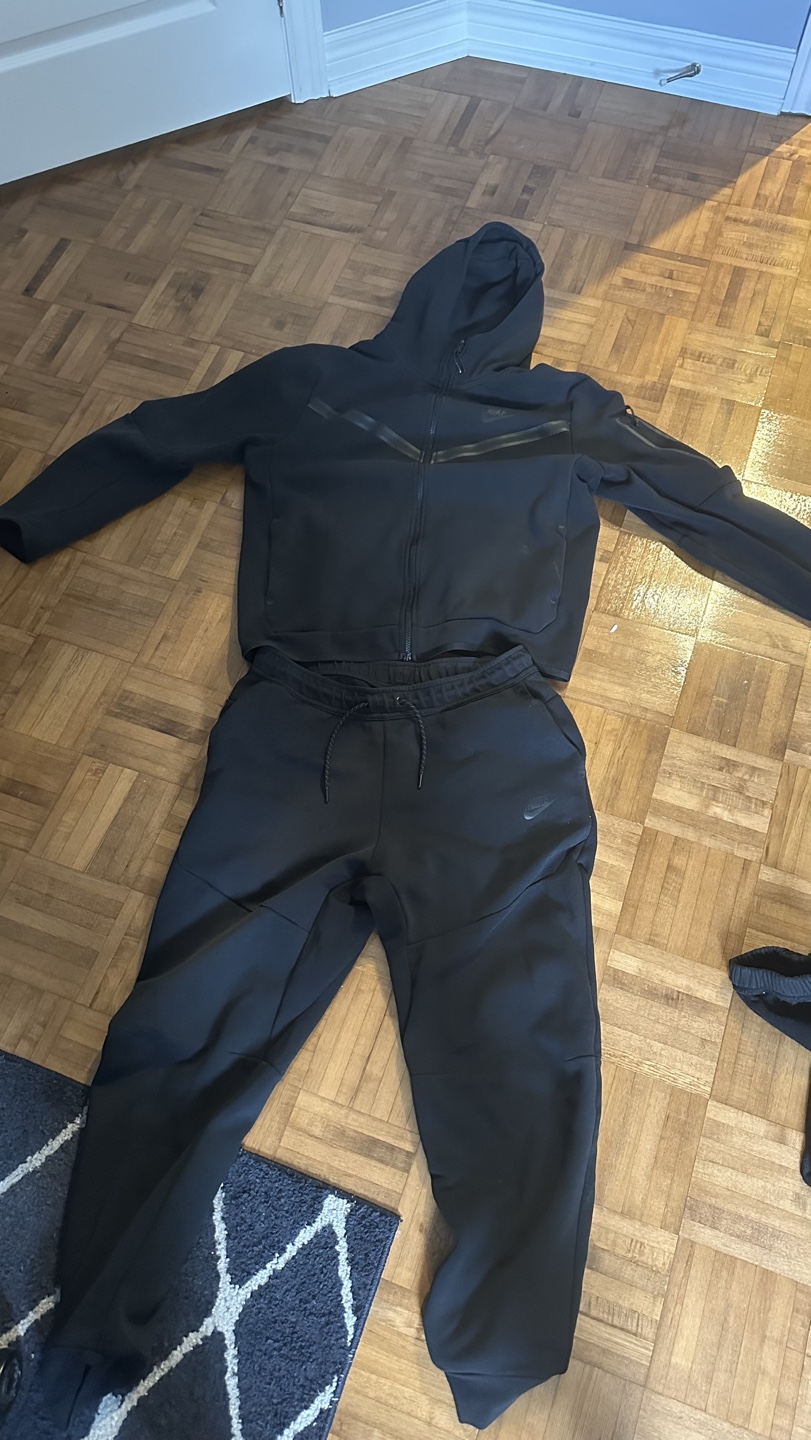 Nike Tech Fleece tracksuit