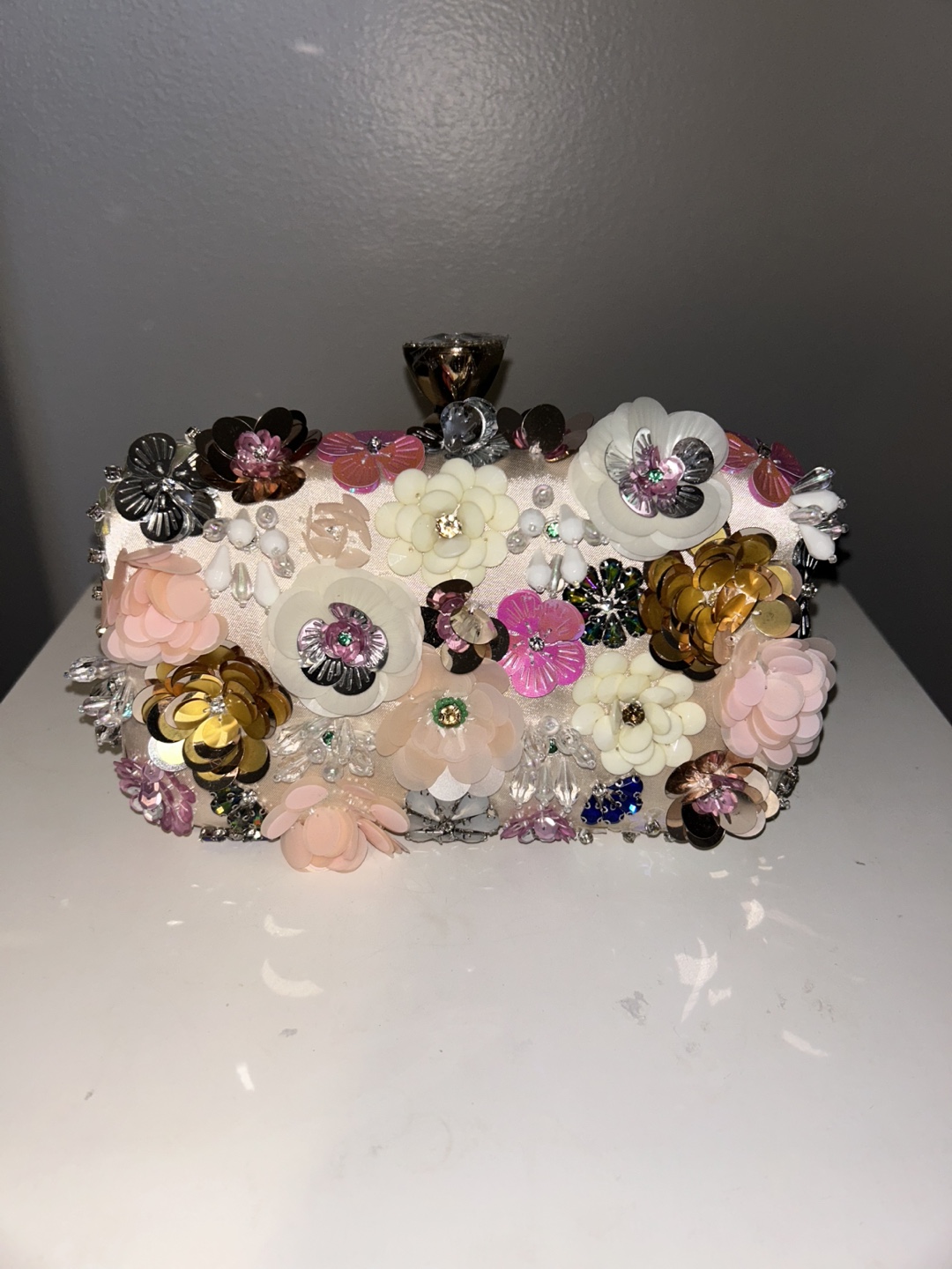 Gorgeous Floral Embellished Clutch - photo 2