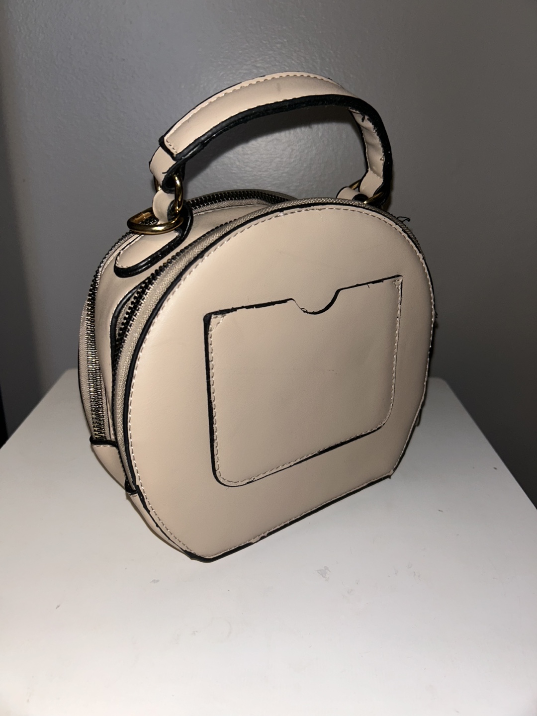 NY Yankees Logo Round Handbag - photo 2