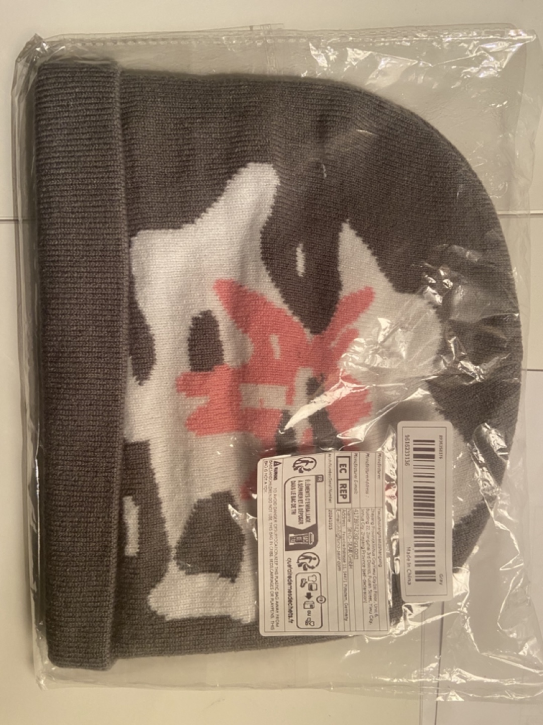 Two-Faced Skull Jacquard Knit Beanie