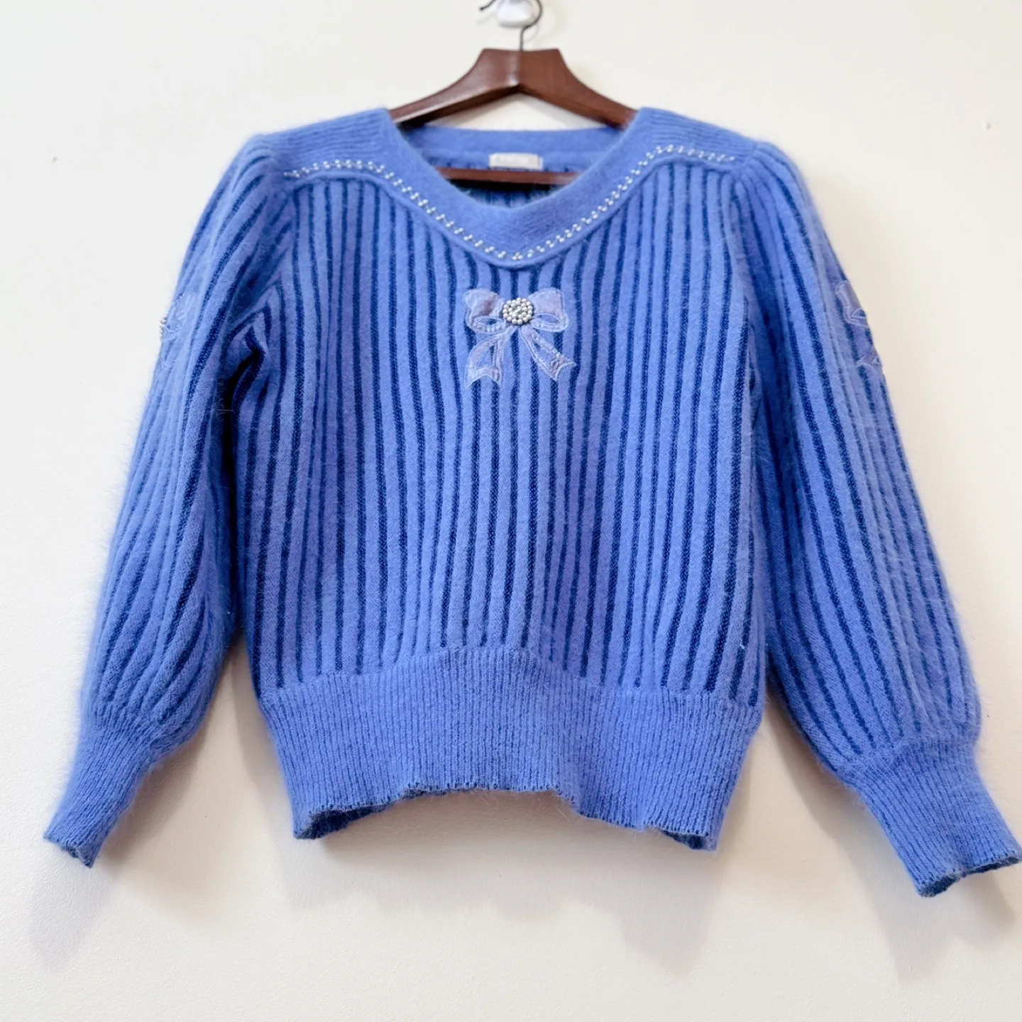 Vintage Ribbon Embroidery Knit Sweater image indicator(2)