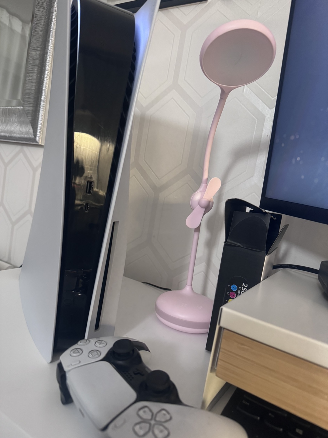 PlayStation 5 Console with Controller - photo 2
