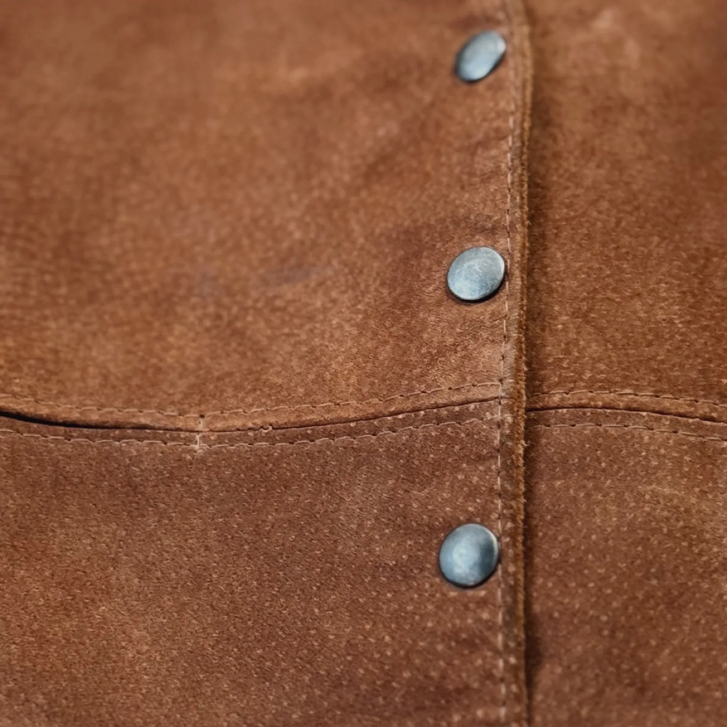 Canada Vintage Genuine Suede Leather Snap Vest image indicator(5)