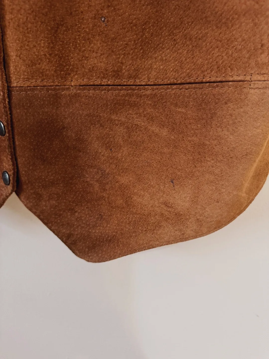 Canada Vintage Genuine Suede Leather Snap Vest image indicator(7)