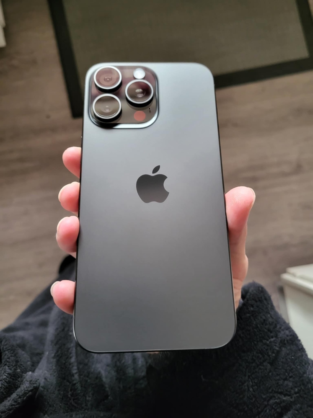 iPhone 15 Pro Max 256GB - Space Grey - Excellent Condition - photo 2
