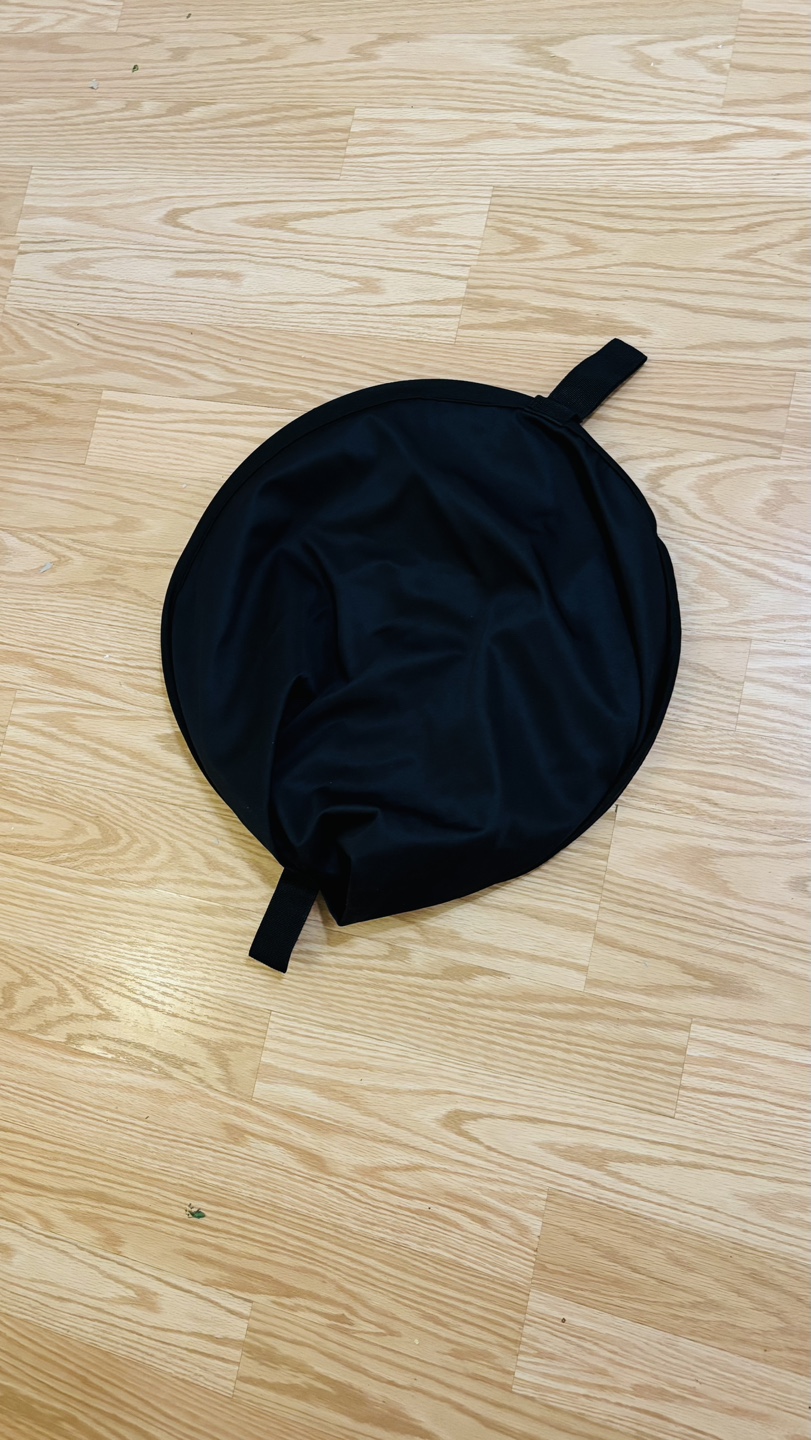Black Collapsible Photography Reflector