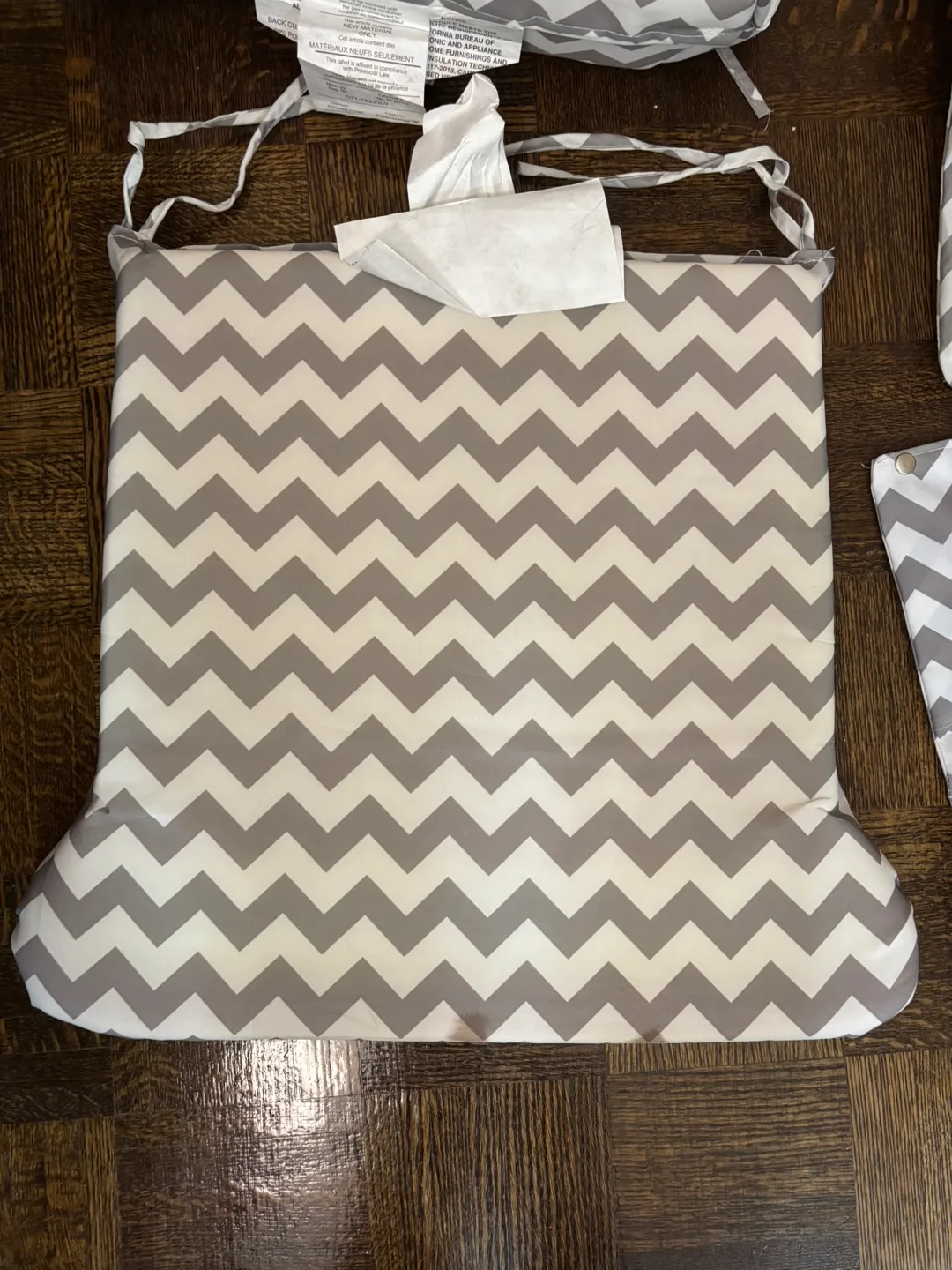 FREE Glider Rocker Chevron Pattern Replacement Cushions READ! image indicator(4)