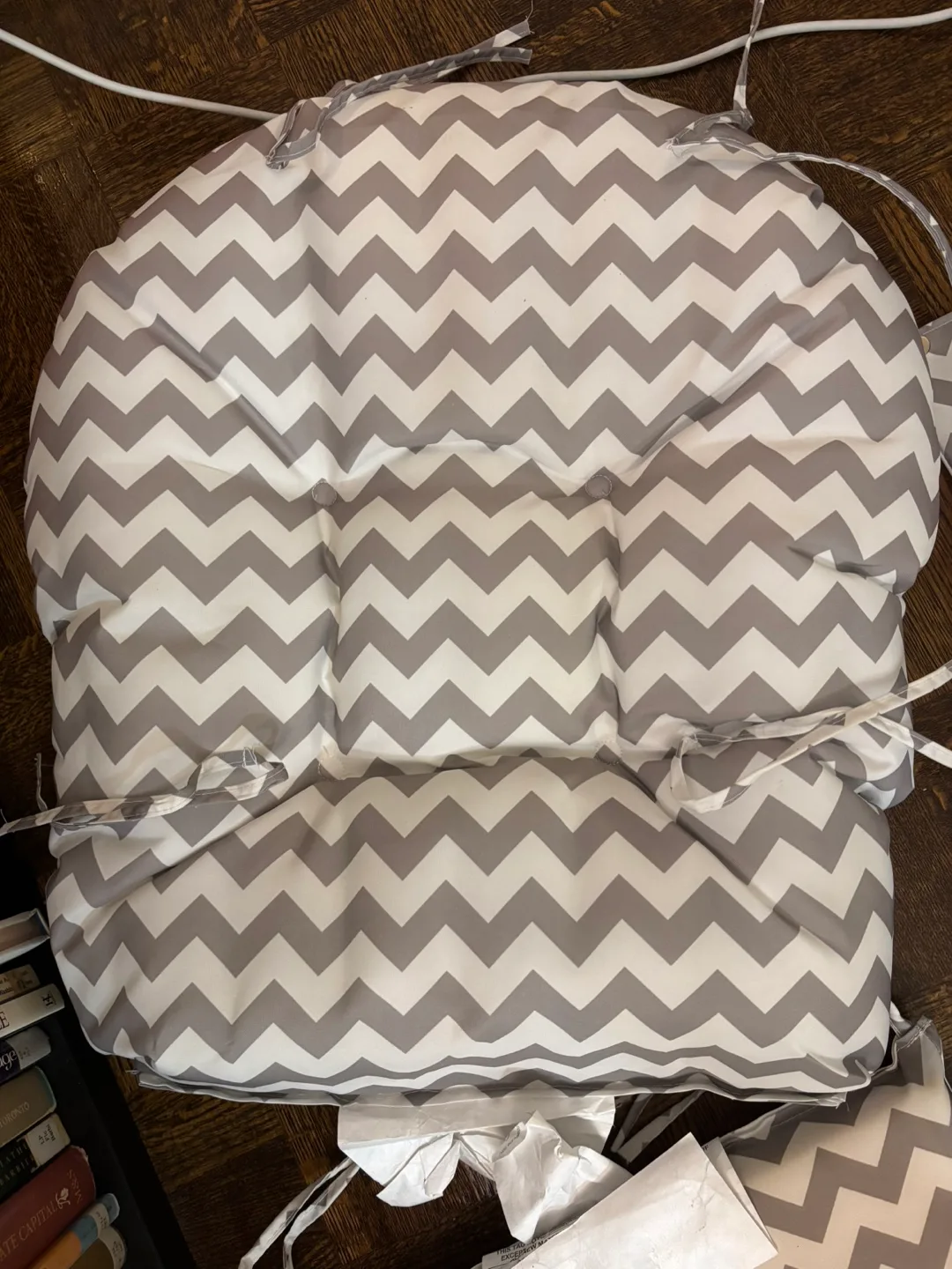 FREE Glider Rocker Chevron Pattern Replacement Cushions READ! image indicator(7)