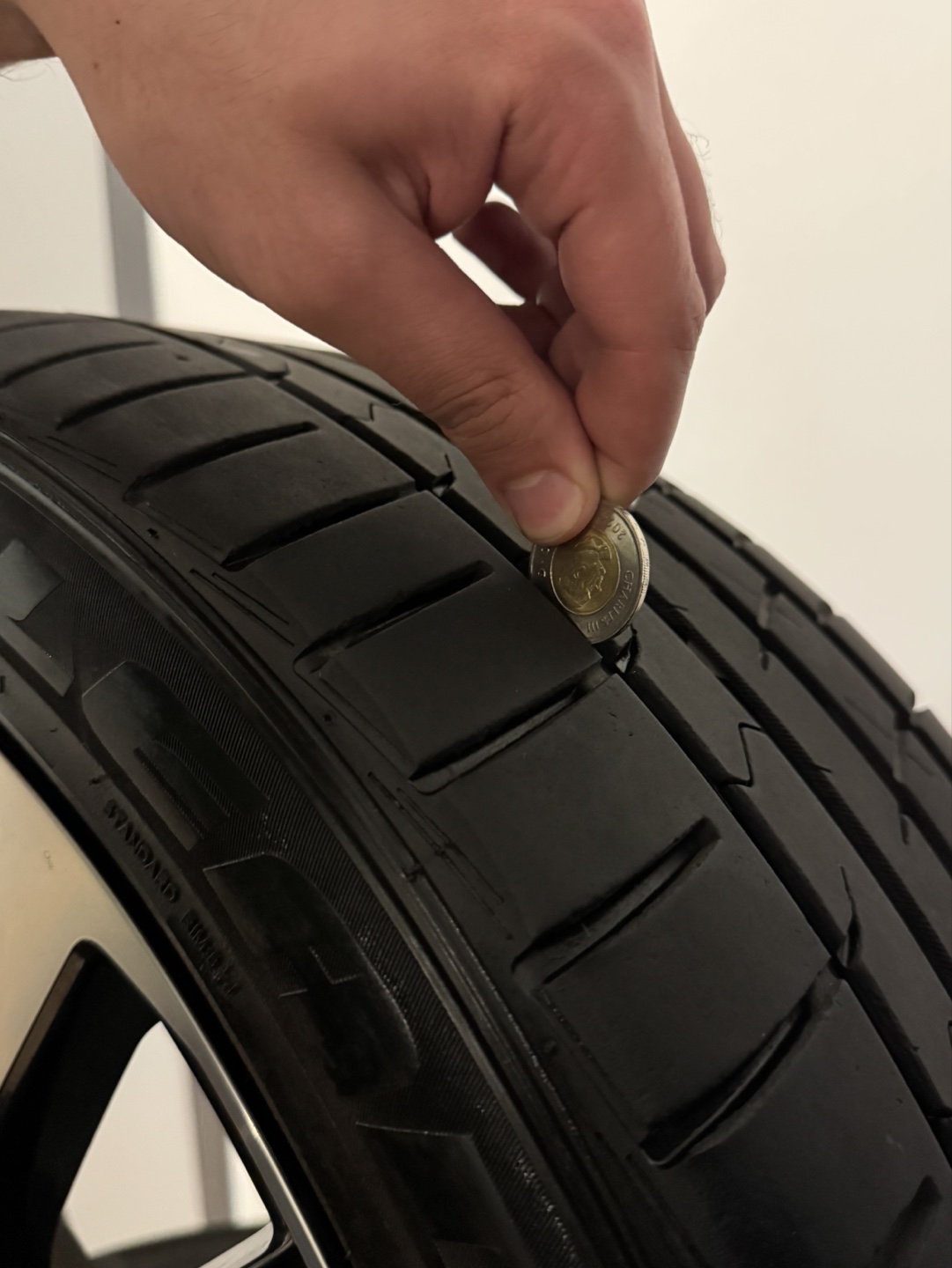Toyota camry rims and tires - photo 4