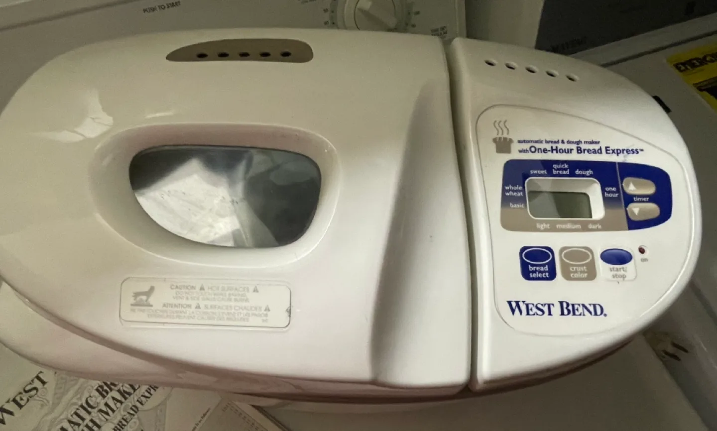 💚West Bend Automatic Bread & Dough Maker image indicator(2)