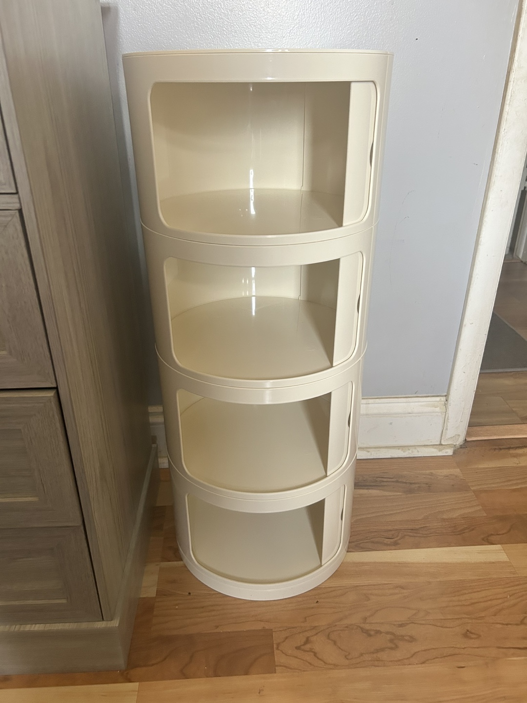 Cream Retro Storage Cabinet - photo 2