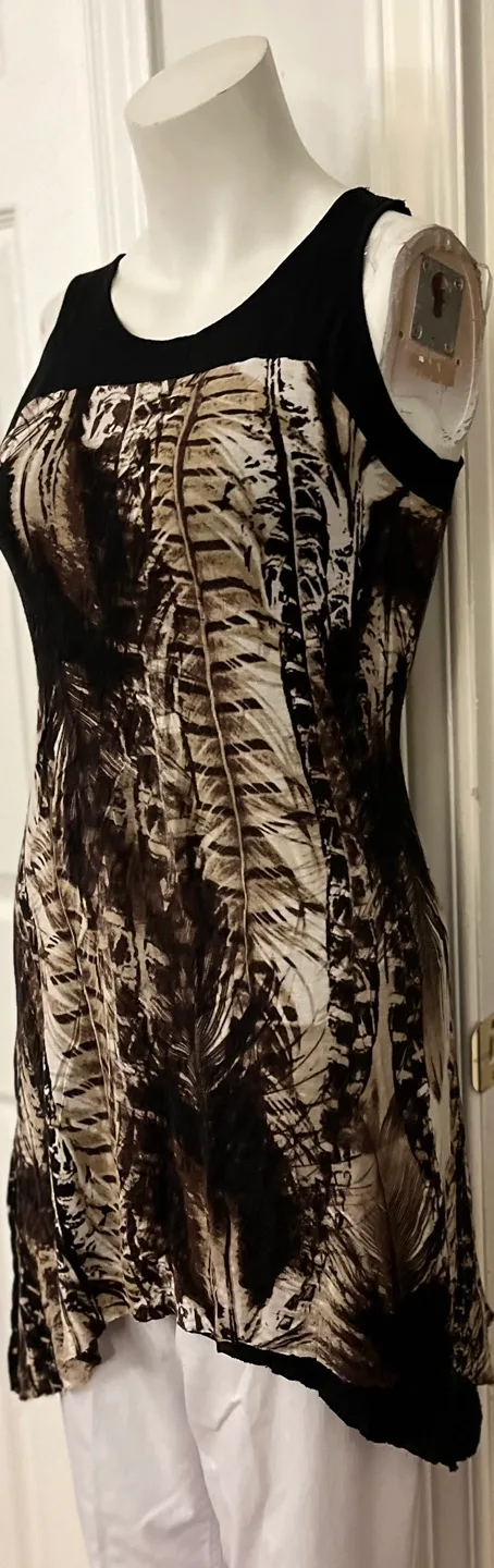 Kensie Pieces Women's Size Small Asymmetrical Sleeveless Top image indicator(7)