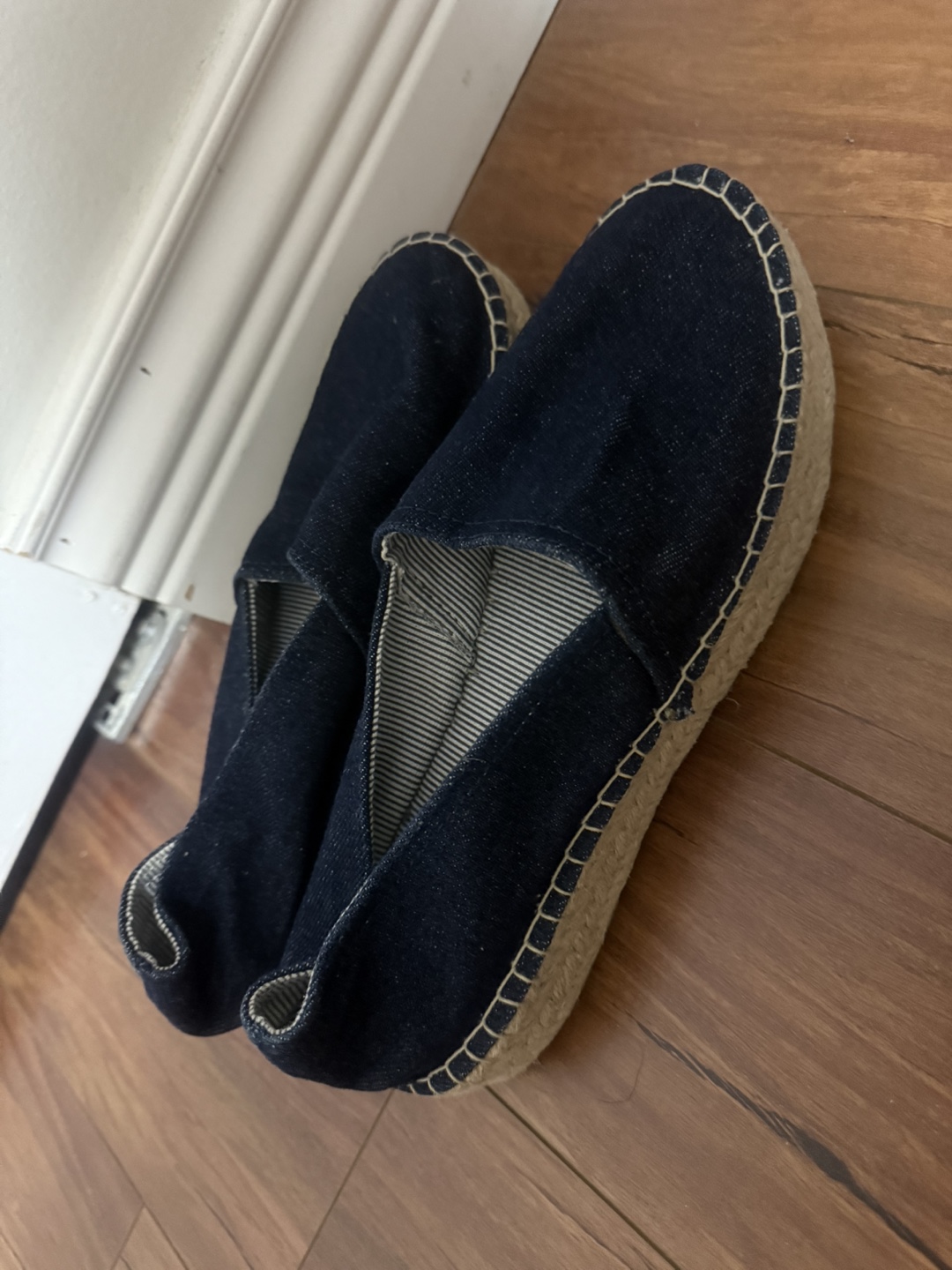 Dark wash denim espadrilles (Zara) - photo 2