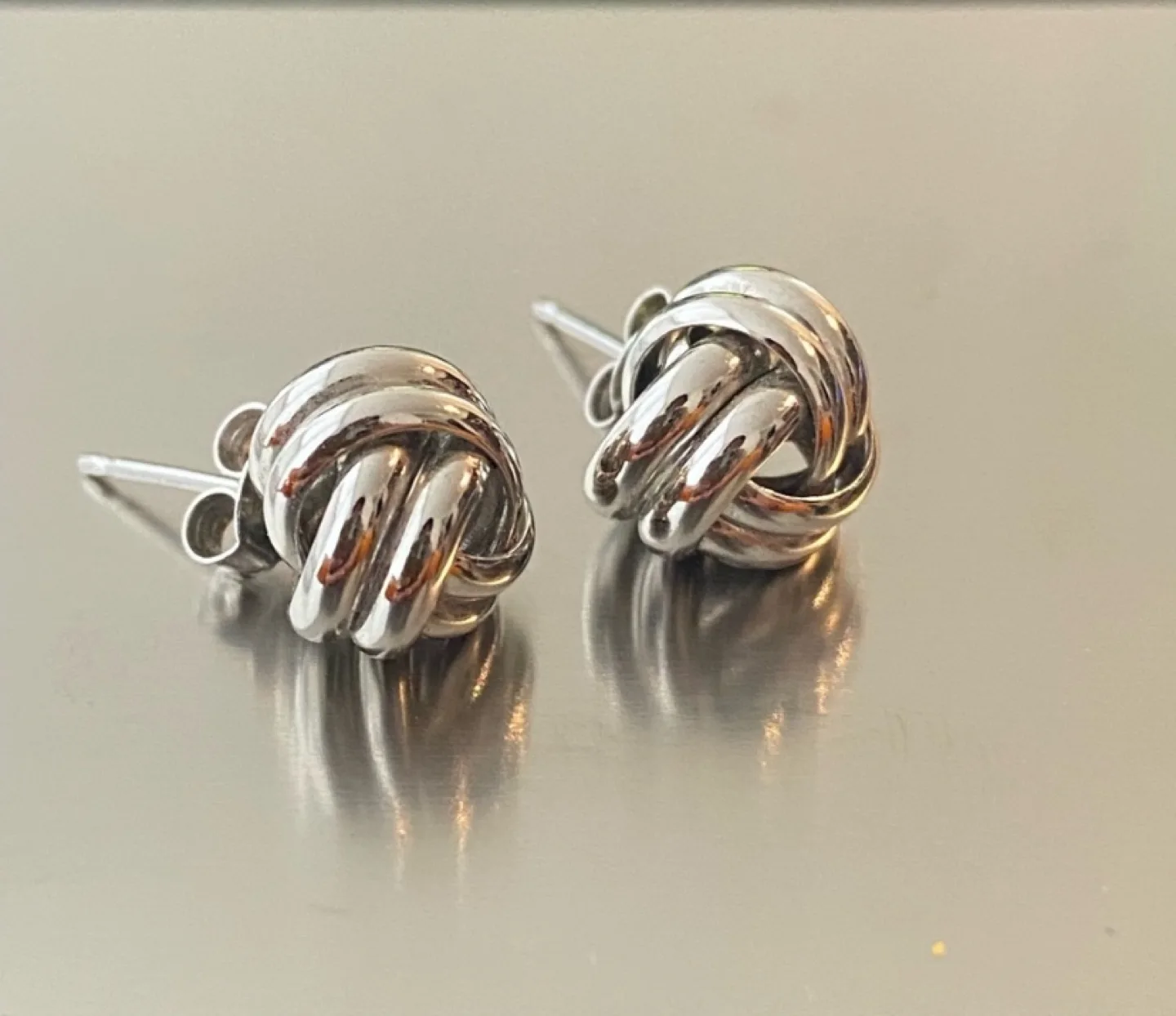 Genuine Silver love Knot Earrings thumbnail