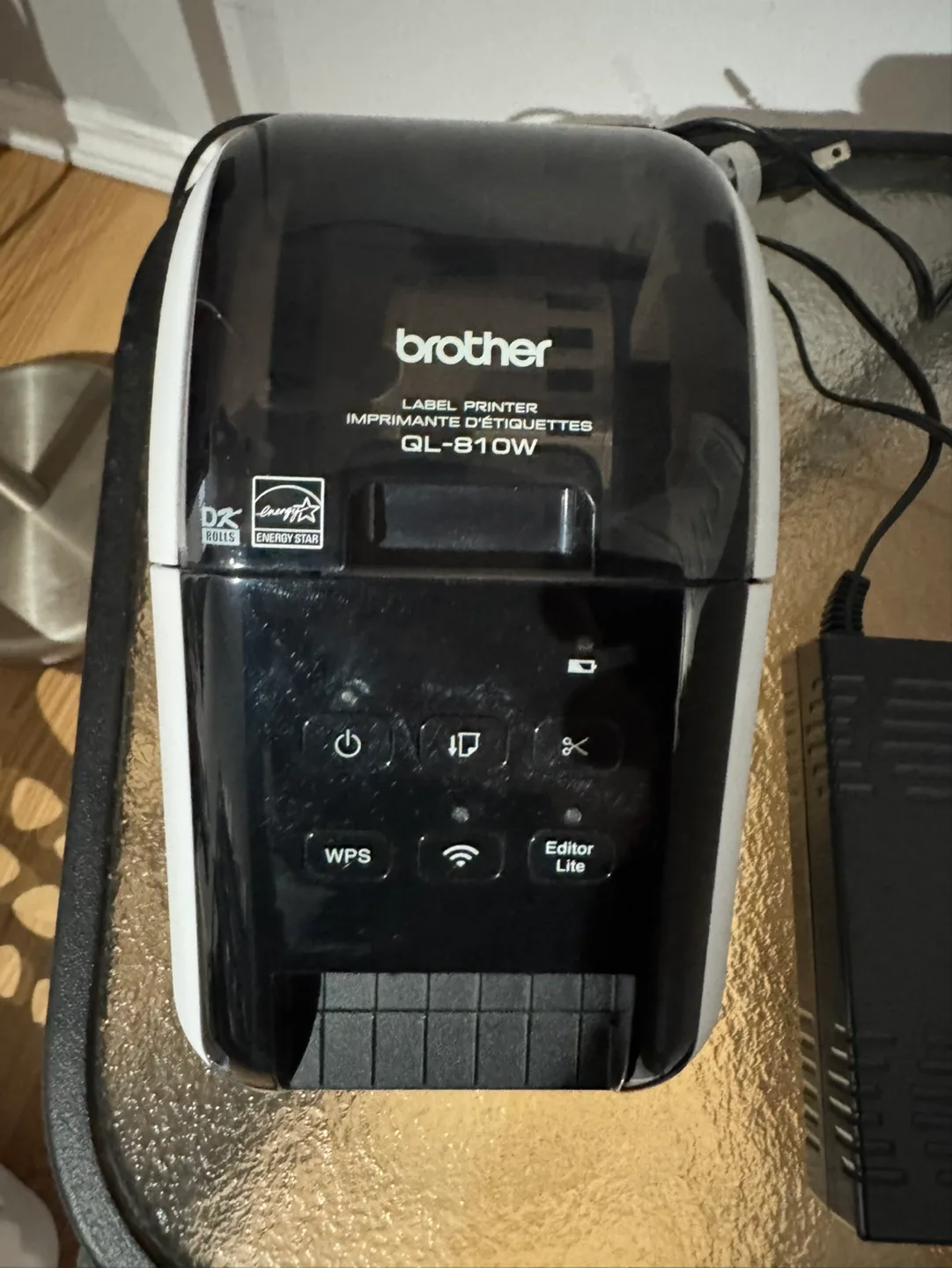 Brother QL-810W Wireless Label Printer image indicator(3)