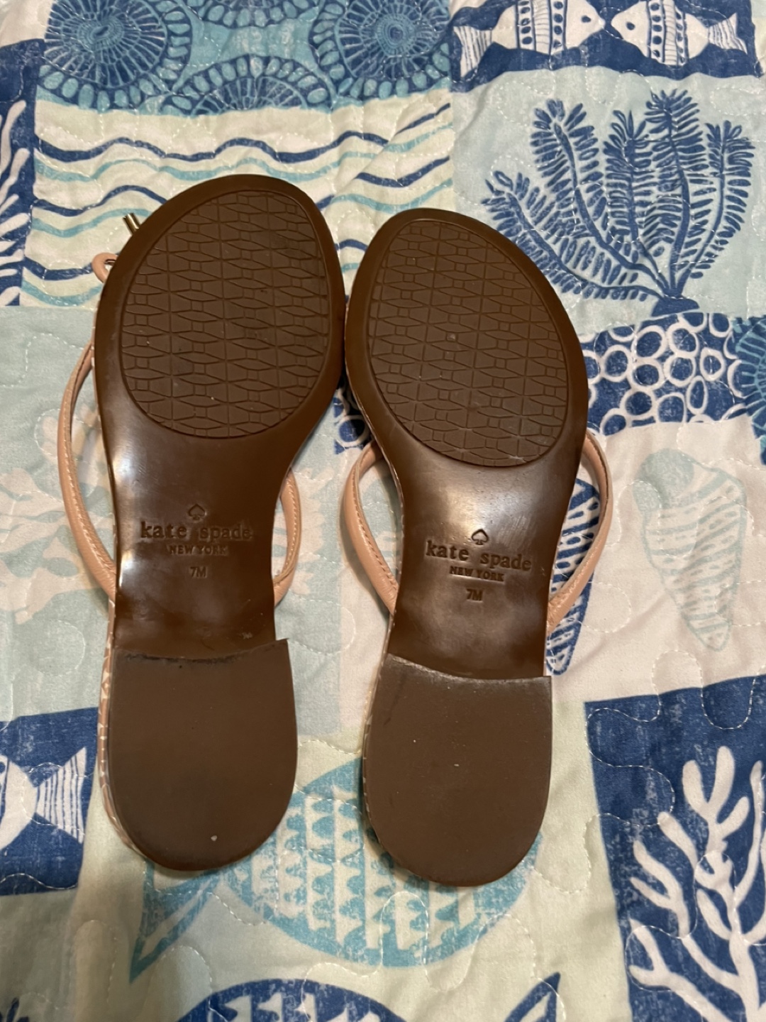 Brand new Kate Spade New York Women's Flip Flops Size 7M - photo 2