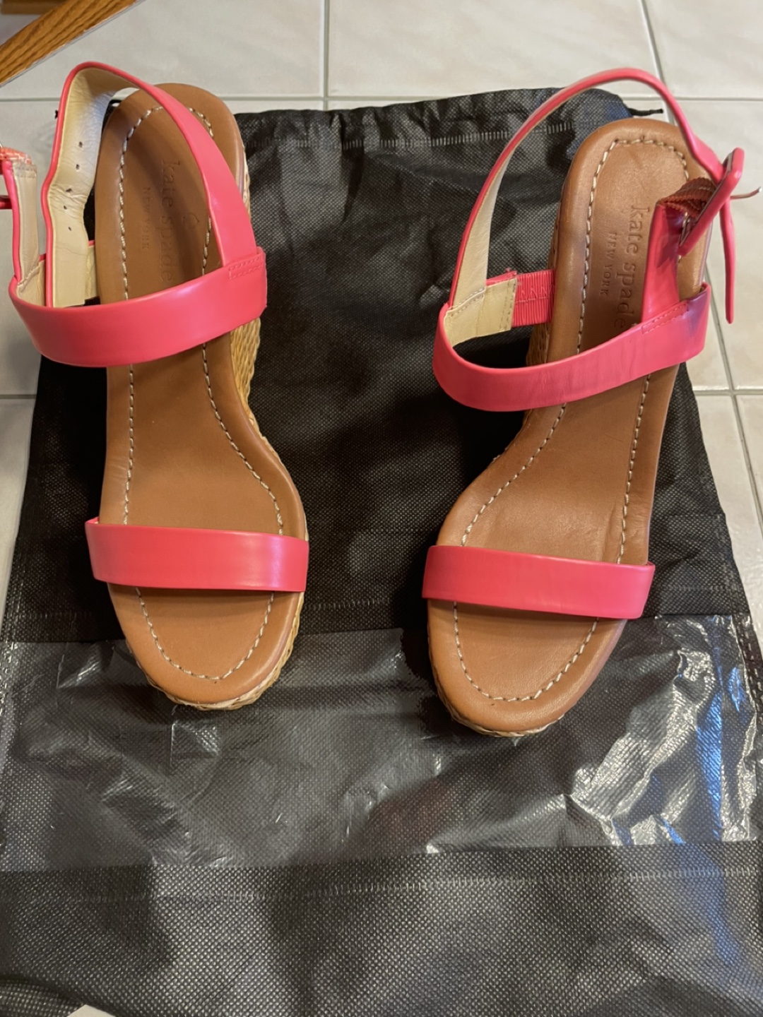 Brand new Kate spade Sandals - Size 7M