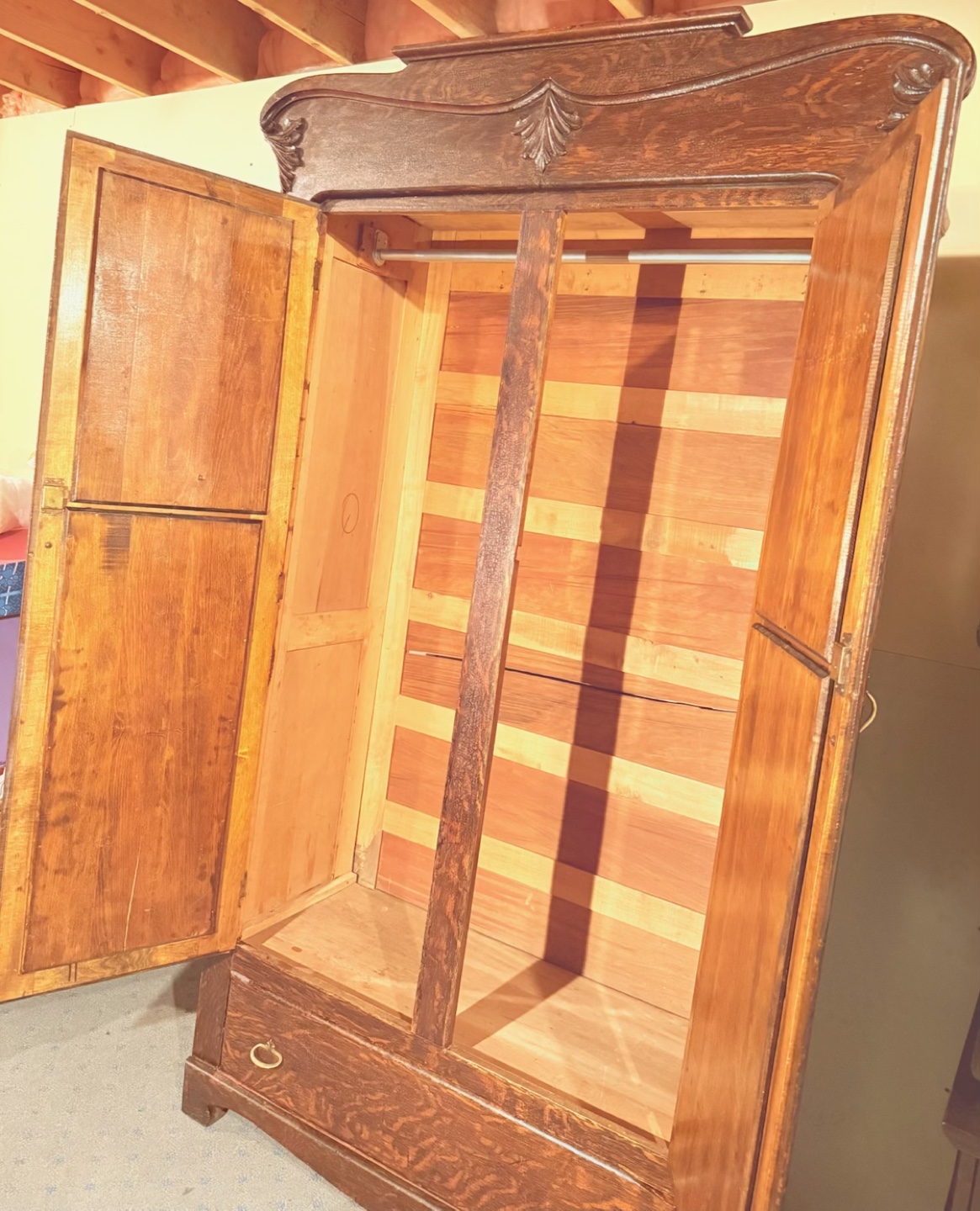 Antique   Knetchtel Armoire - photo 5