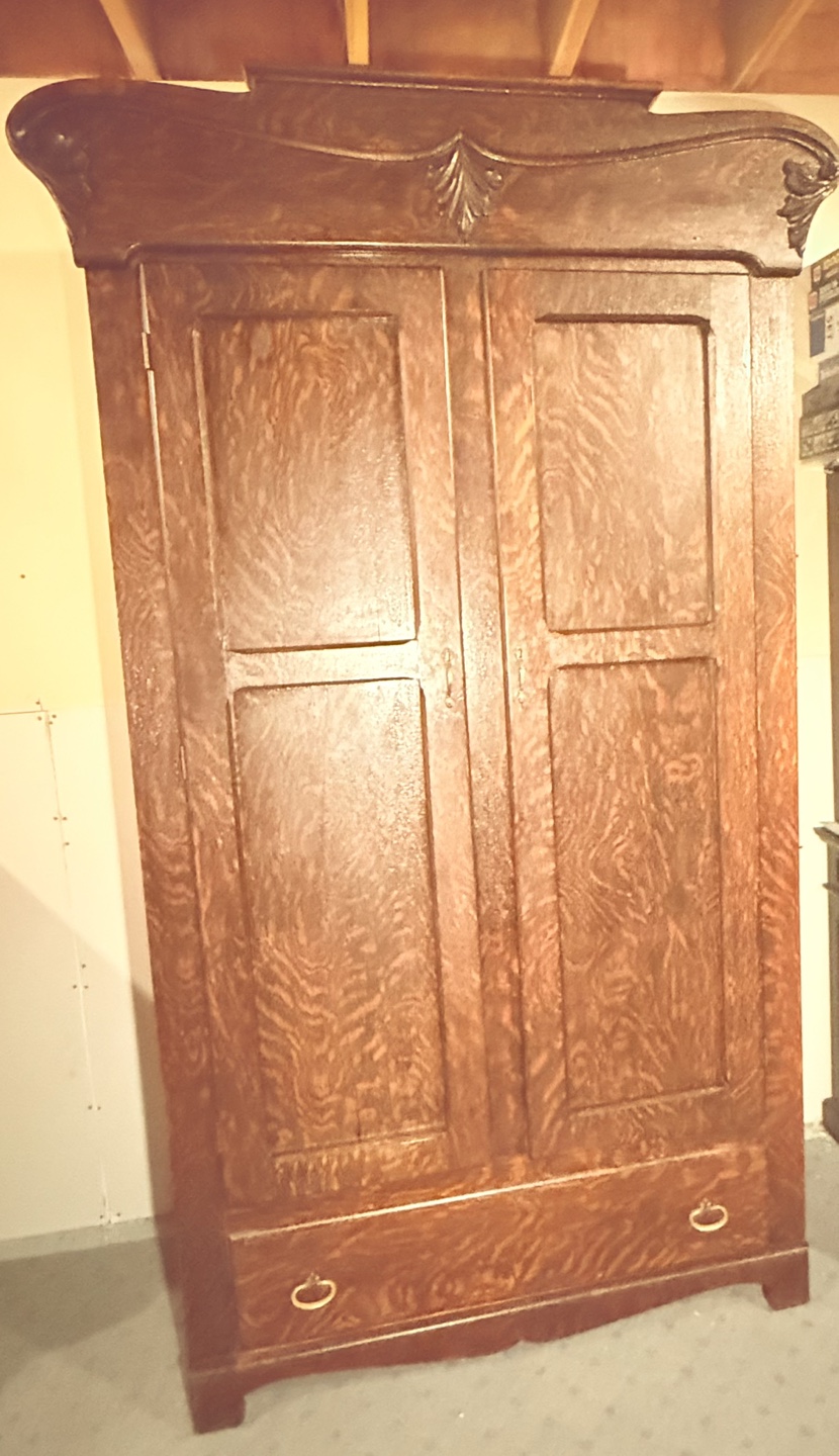 Antique   Knetchtel Armoire - photo 4