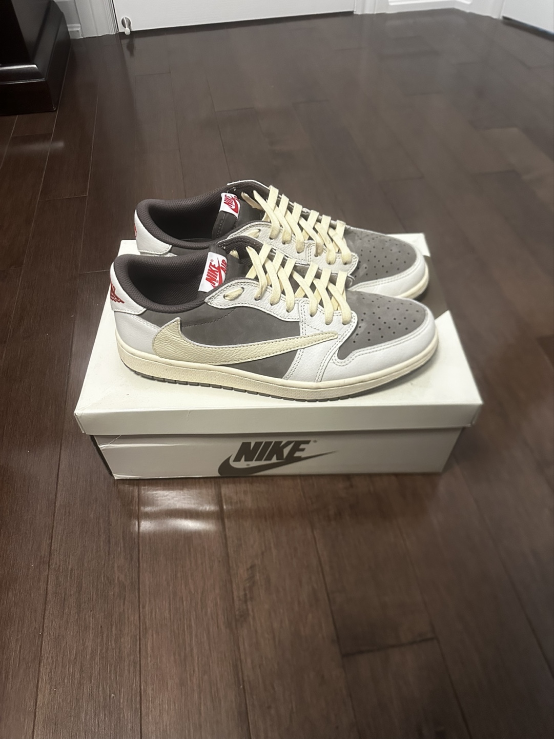 Travis Scott x Air Jordan 1 Low OG SP 'Olive' - photo 5