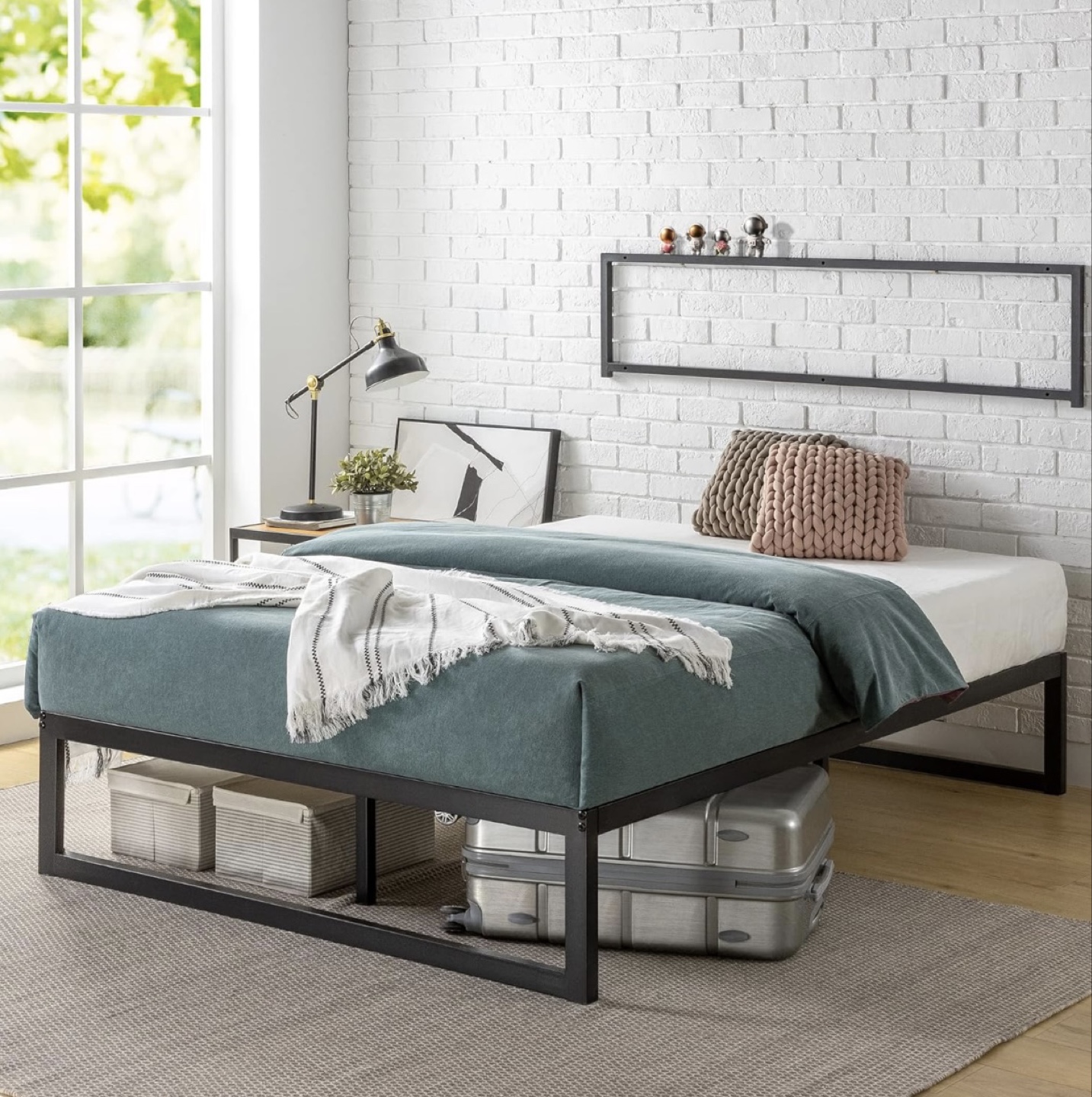Queen Size Metal Bed Frame