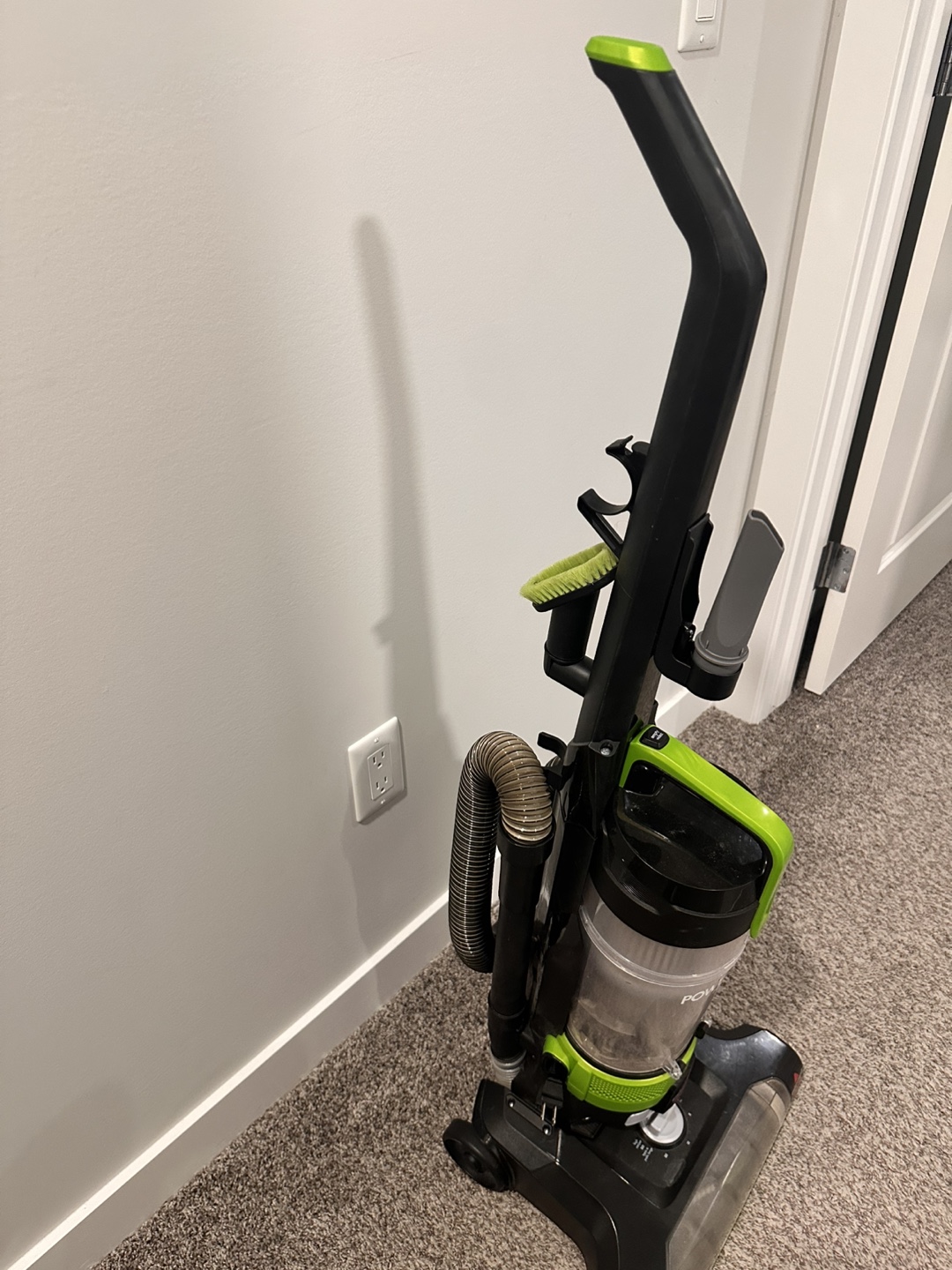 Bissell PowerForce Helix Upright Vacuum Cleaner - photo 2