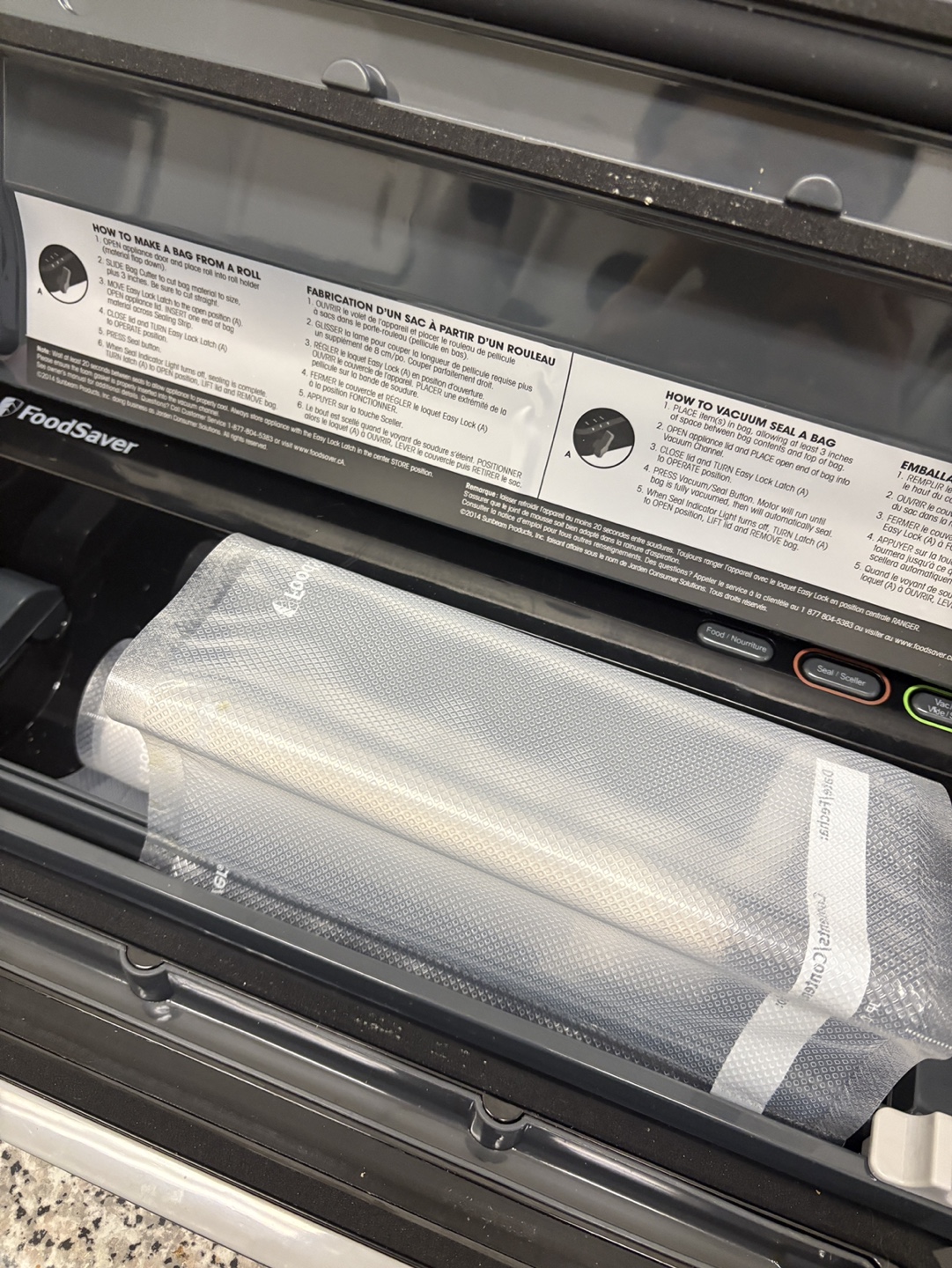 FoodSaver Vacuum Sealer with Bags and Rolls - photo 2