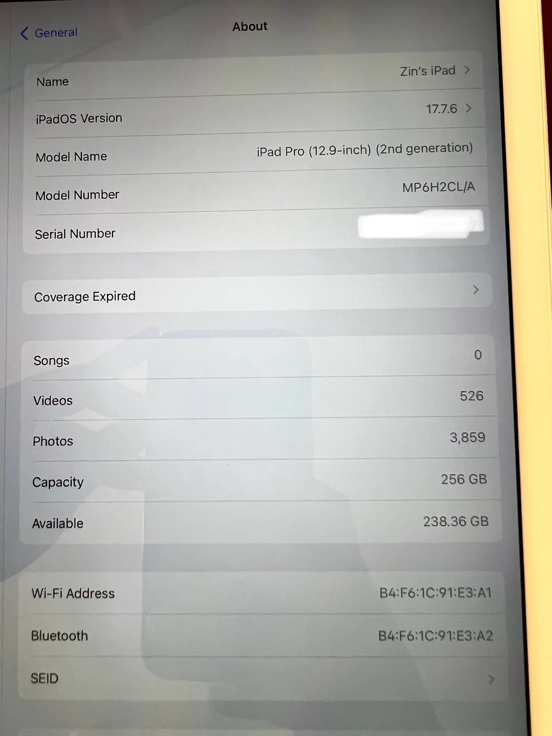 iPad Pro 12.9-inch (2nd generation) 256GB - Silver + Accessories image indicator(3)