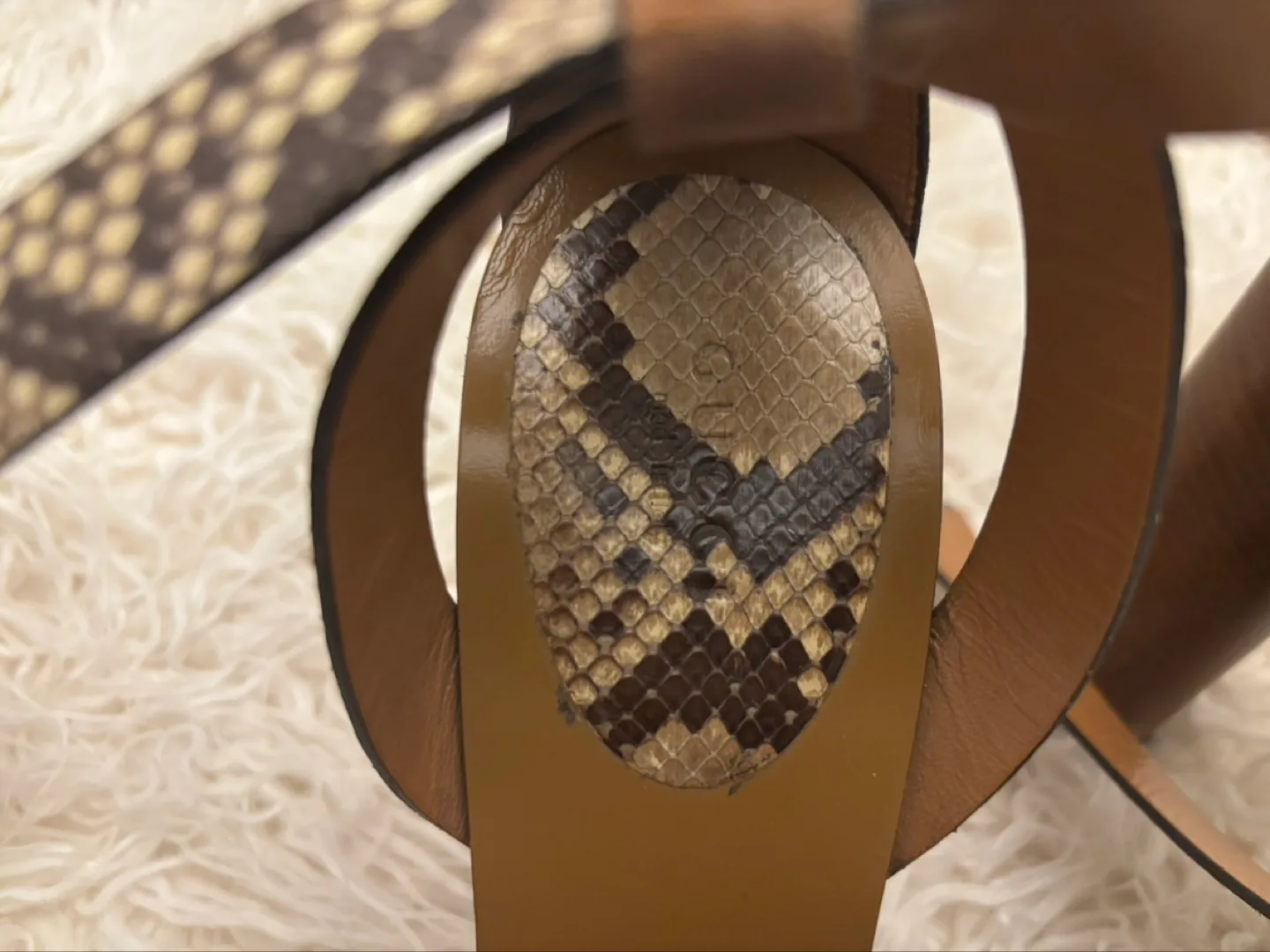 Gucci Brown Leather and Snakeskin Heels Size 41 image indicator(3)