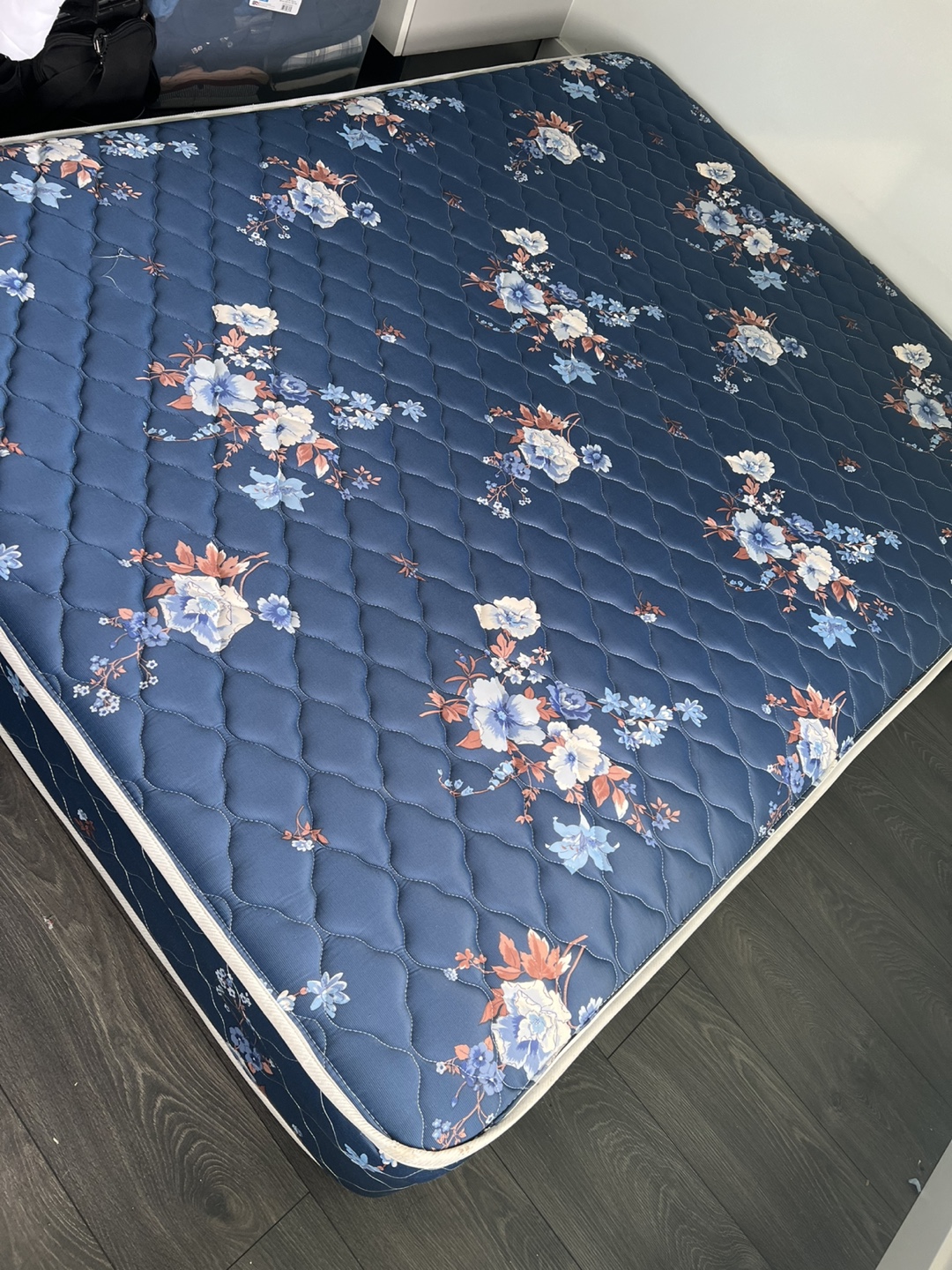 Queen Mattress - Floral Print - photo 3