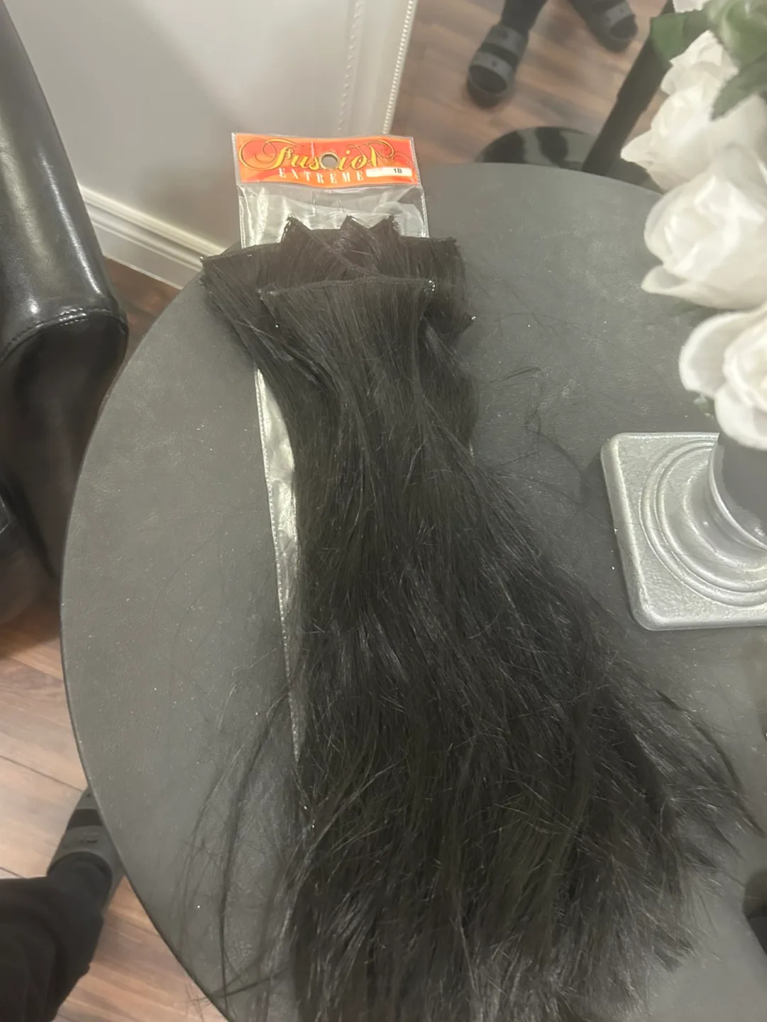 True Glory Extreme Hair Extensions - Black image indicator(2)