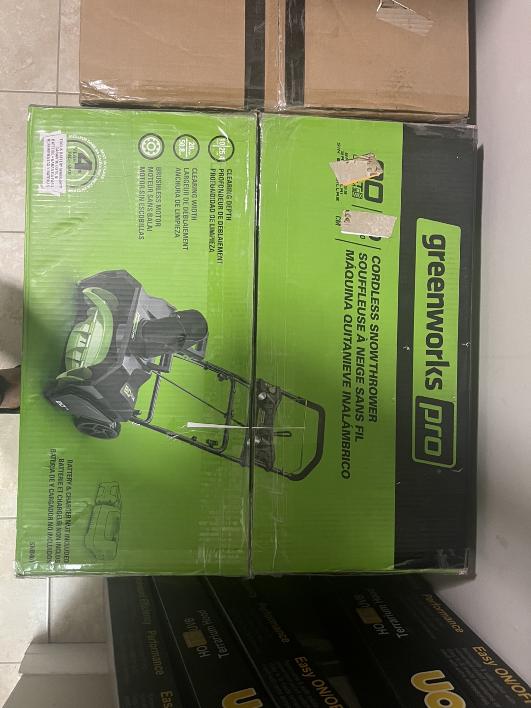 Greenworks Pro 80V 20-inch Cordless Snow Thrower - photo 3