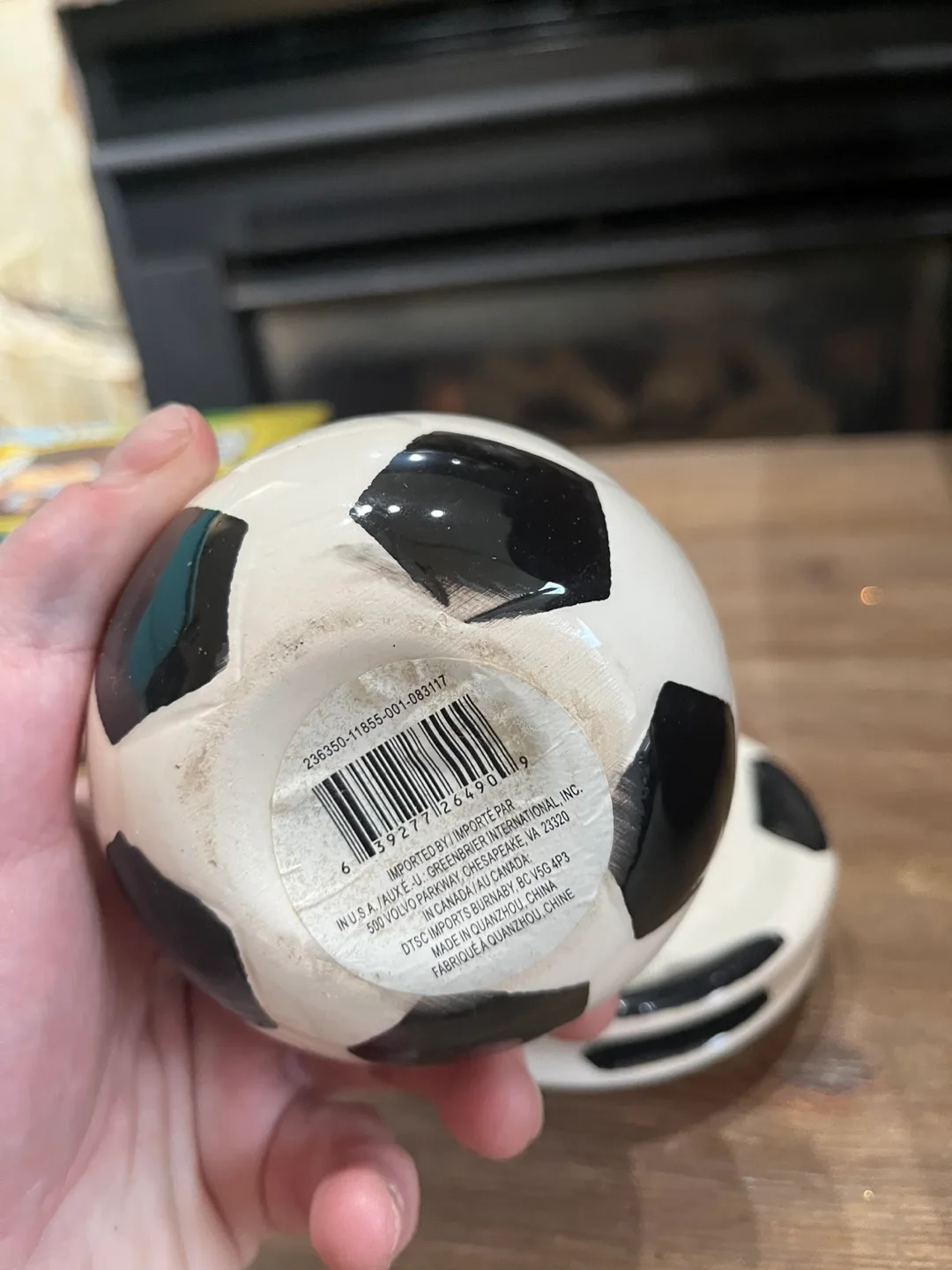 Soccer Ball Soap Dispenser with Tray image indicator(2)