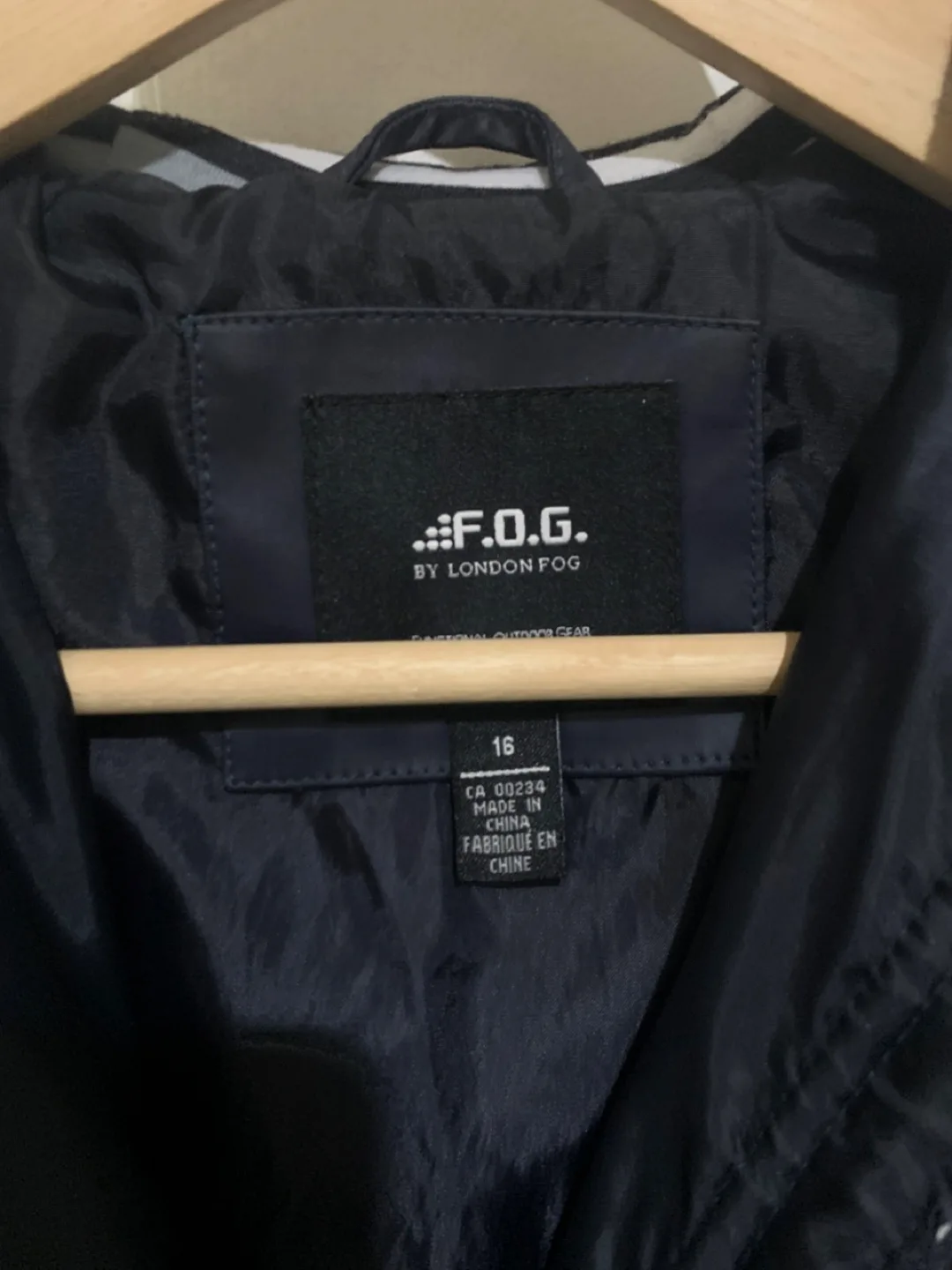 F.O.G. by London Fog Boys' Size 16 Navy Blue Rain Jacket image indicator(4)