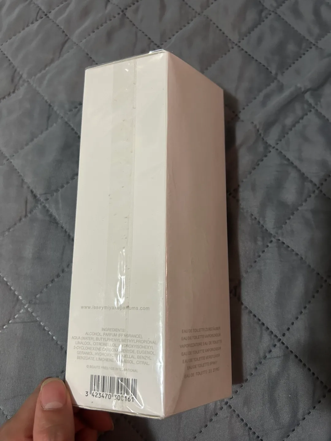 Issey Miyake L'Eau d'Issey Eau de Toilette 100ml image indicator(2)