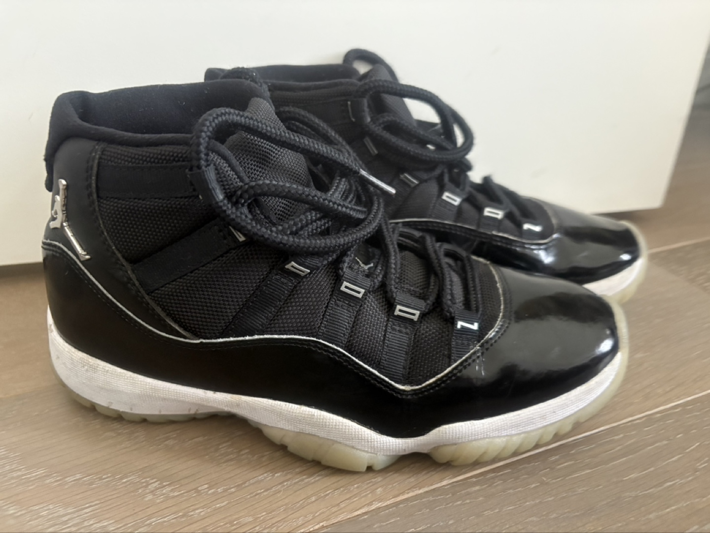 Air Jordan 11 Jubilee - photo 2