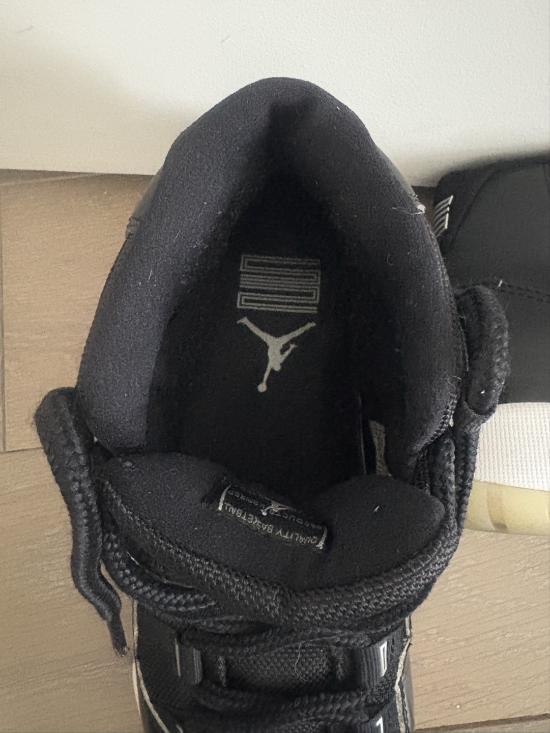 Air Jordan 11 Jubilee - photo 4