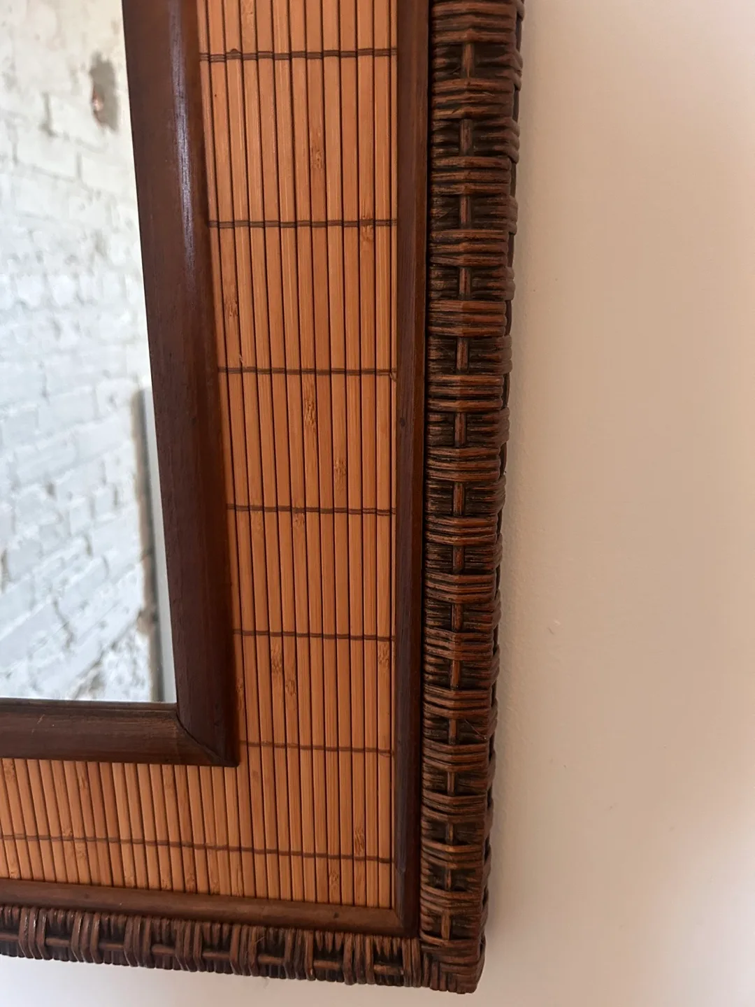 Rattan Vintage Bamboo Mirror, removable decal image indicator(4)