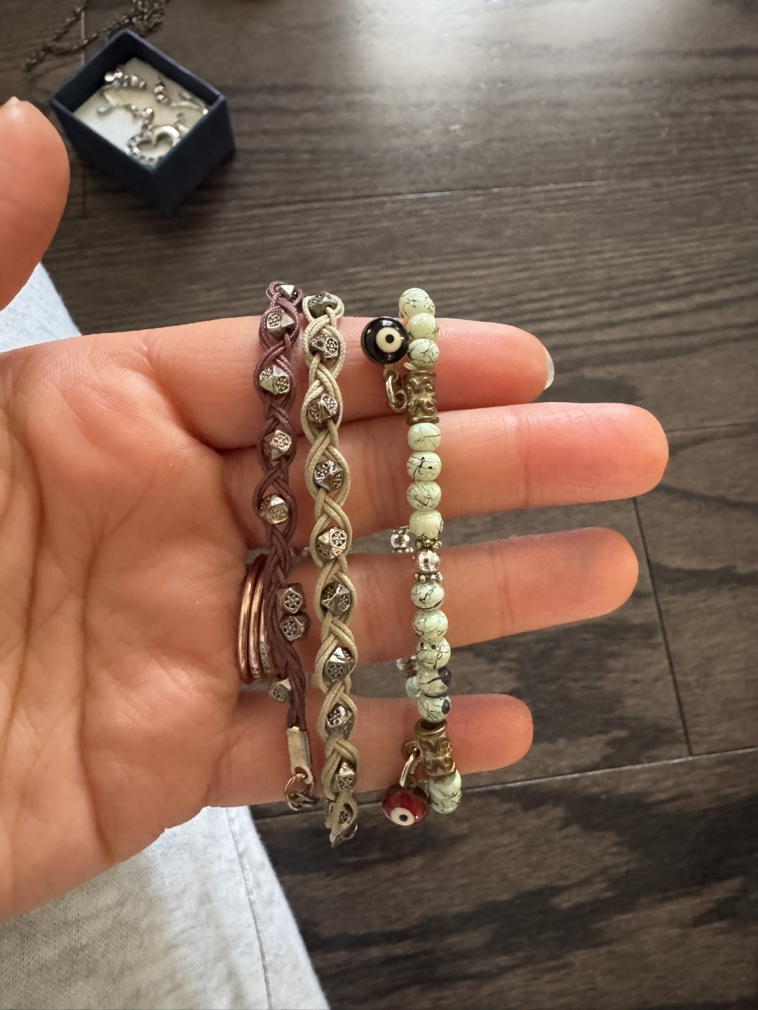 Jewelry bundle 51 pieces - rings, bracelets, necklaces - photo 5