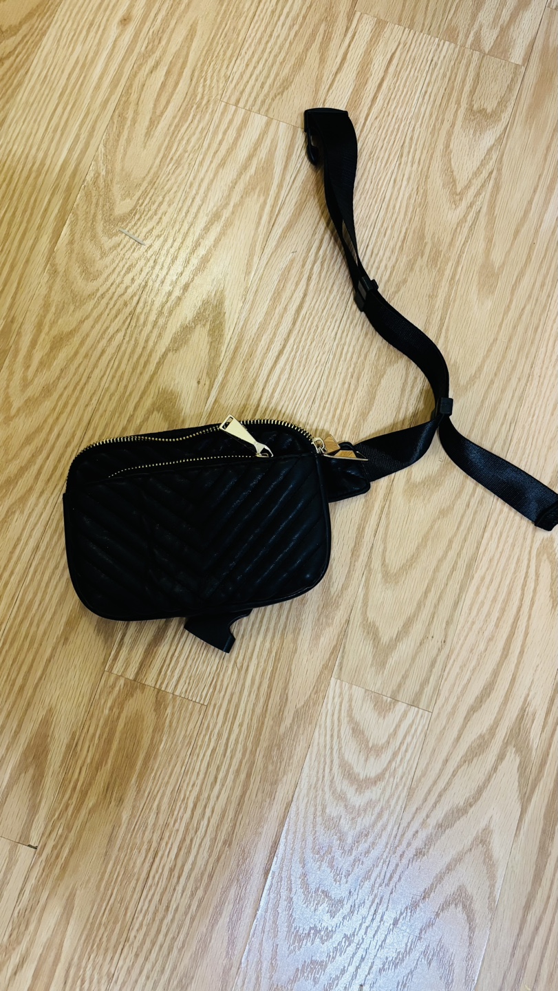 Black Quilted Fanny waist Pack with Adjustable Strap - photo 3